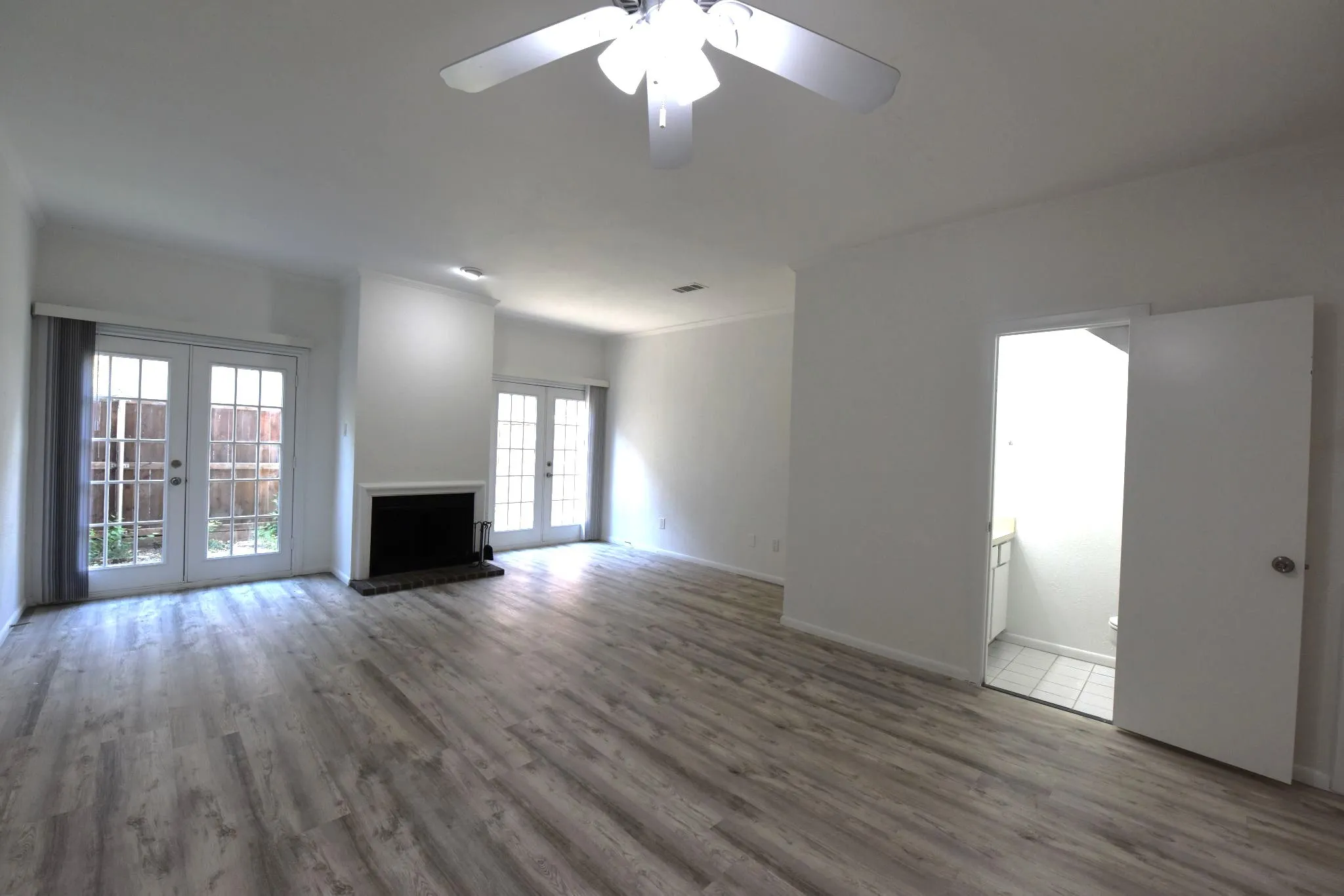 Condominium For Rent