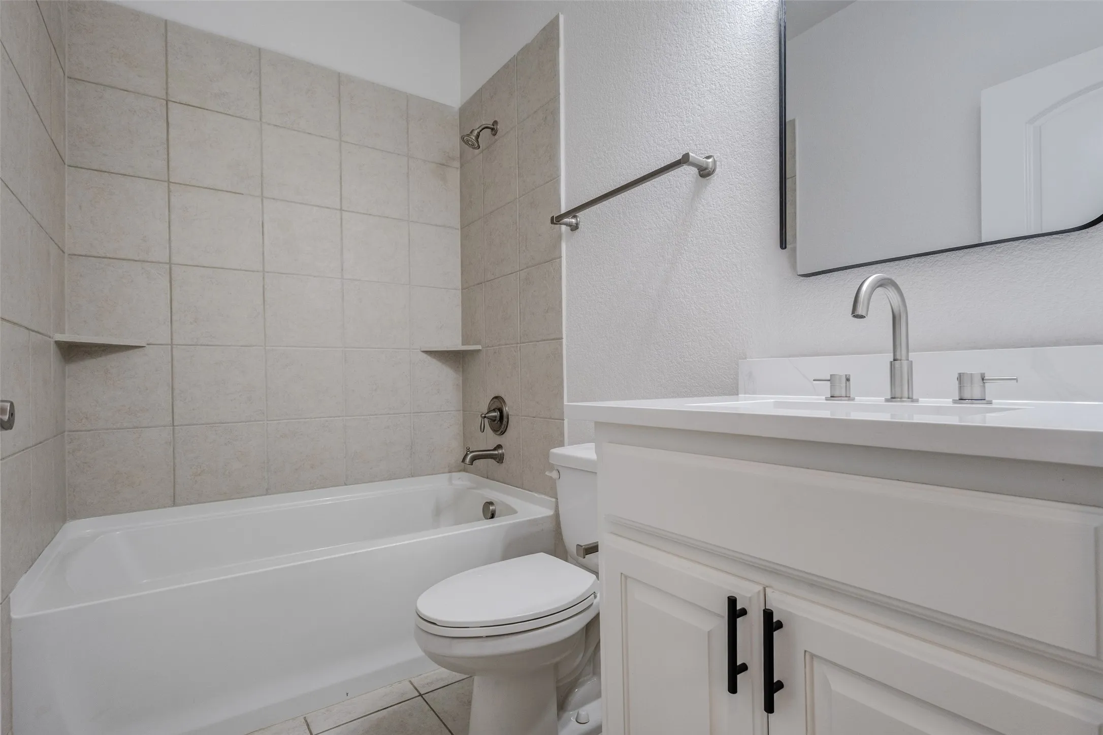 Townhouse For Sale in Dallas County , 611 Matthew Place, Richardson, Texas 75081, 3 Bedroom, 3 Bathroom, 2 Garage spaces, 1,669 Sqft, built in 2013, mls#21388394, Real Estate Agent in Richardson, Homes For Sale in Dallas county, Homes For Sale in Richardson, Realtor in Richardson Texas, Real Estate Brokerage Independent Realty Texas, Luminita Cordes Realtor