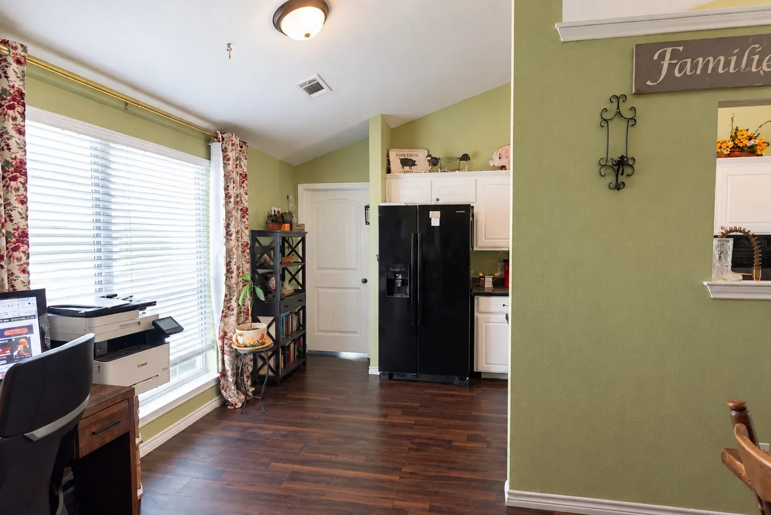 Single Family Residence For Sale in Erath County , 1220 County Road 373, Dublin, Texas 76446, 3 Bedroom, 2 Bathroom, Garage spaces, 1,675 Sqft, built in 2009, mls#21390580, Real Estate Agent in Dublin, Homes For Sale in Erath county, Homes For Sale in Dublin, Realtor in Dublin Texas, Real Estate Brokerage Independent Realty Texas, Luminita Cordes Realtor