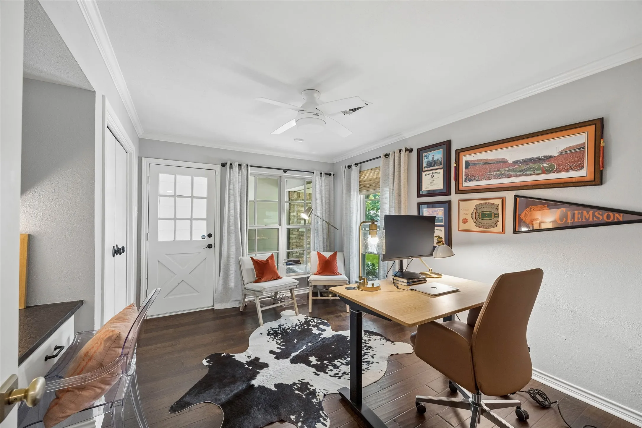 En Suite Master Office