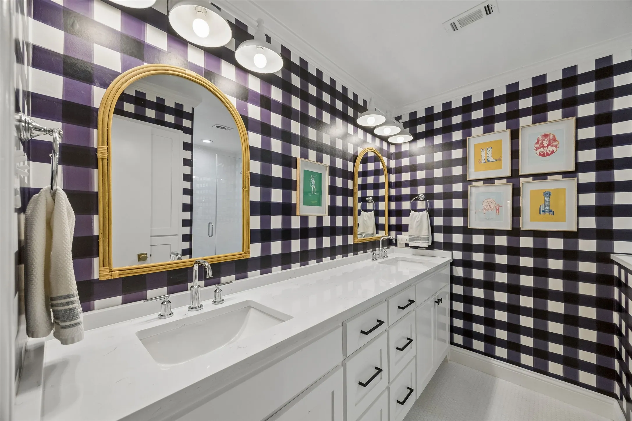 Shared Upstairs Bathroom