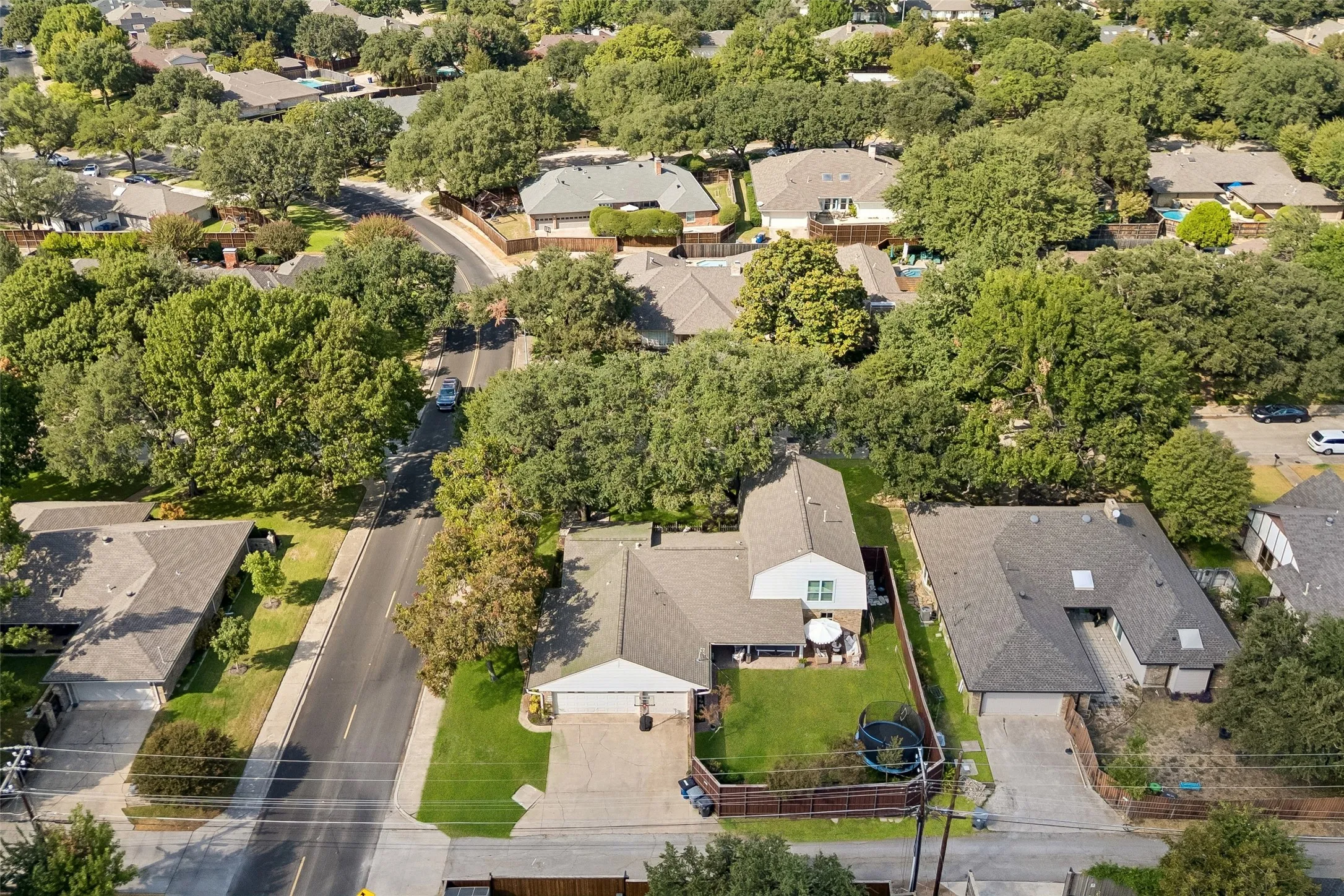 Single Family Residence For Sale in Dallas County , 7802 Scotia Drive, Dallas, Texas 75248, 4 Bedroom, 4 Bathroom, 3 Garage spaces, 3,438 Sqft, built in 1975, mls#21394459, Real Estate Agent in Dallas, Homes For Sale in Dallas county, Homes For Sale in Dallas, Realtor in Dallas Texas, Real Estate Brokerage Independent Realty Texas, Luminita Cordes Realtor