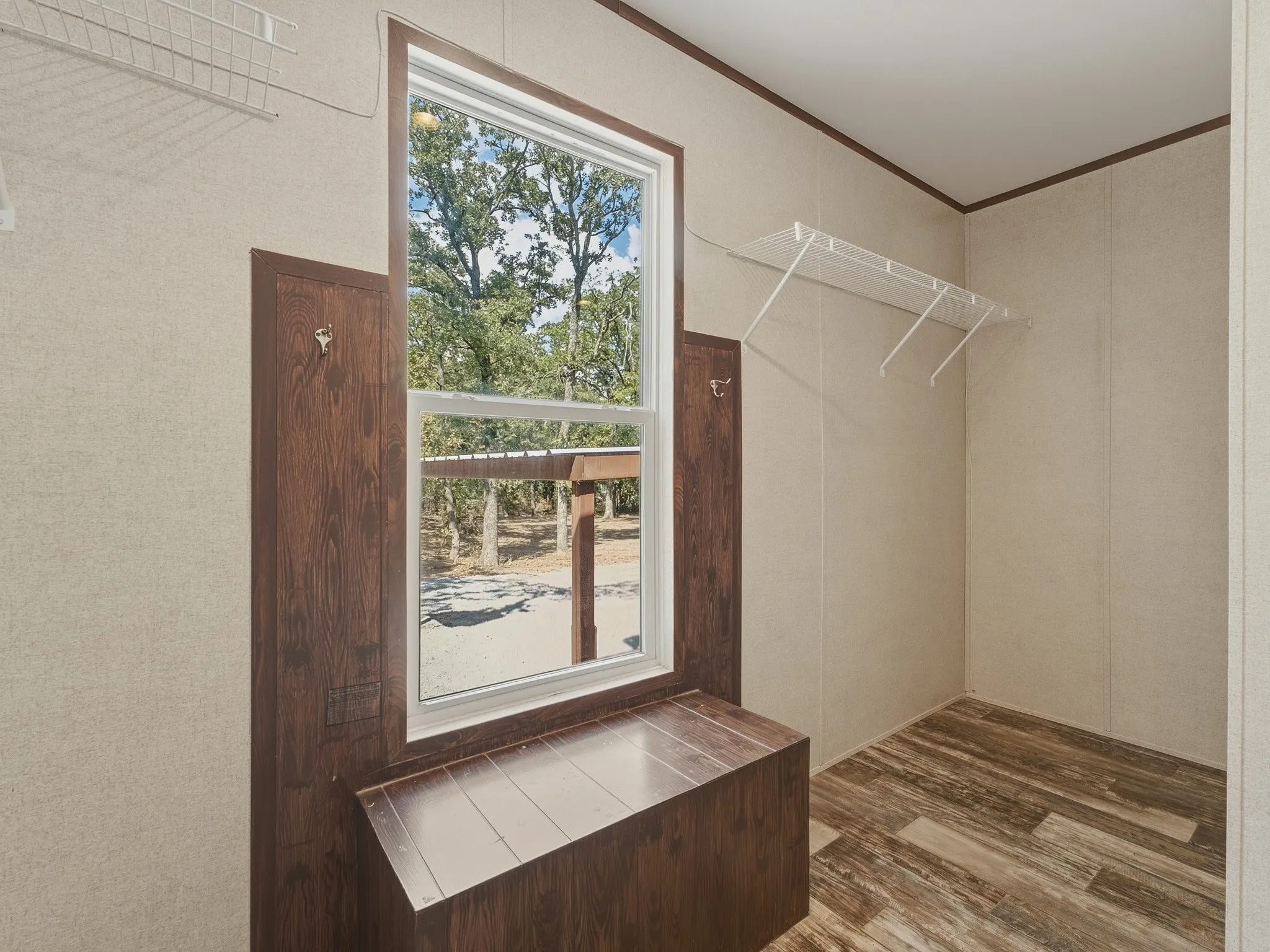 Manufactured Home For Sale in Parker County , 106 Summers Circle, Azle, Texas 76020, 3 Bedroom, 2 Bathroom, Garage spaces, 1,560 Sqft, built in 2022, mls#21394438, Real Estate Agent in Azle, Homes For Sale in Parker county, Homes For Sale in Azle, Realtor in Azle Texas, Real Estate Brokerage Independent Realty Texas, Luminita Cordes Realtor