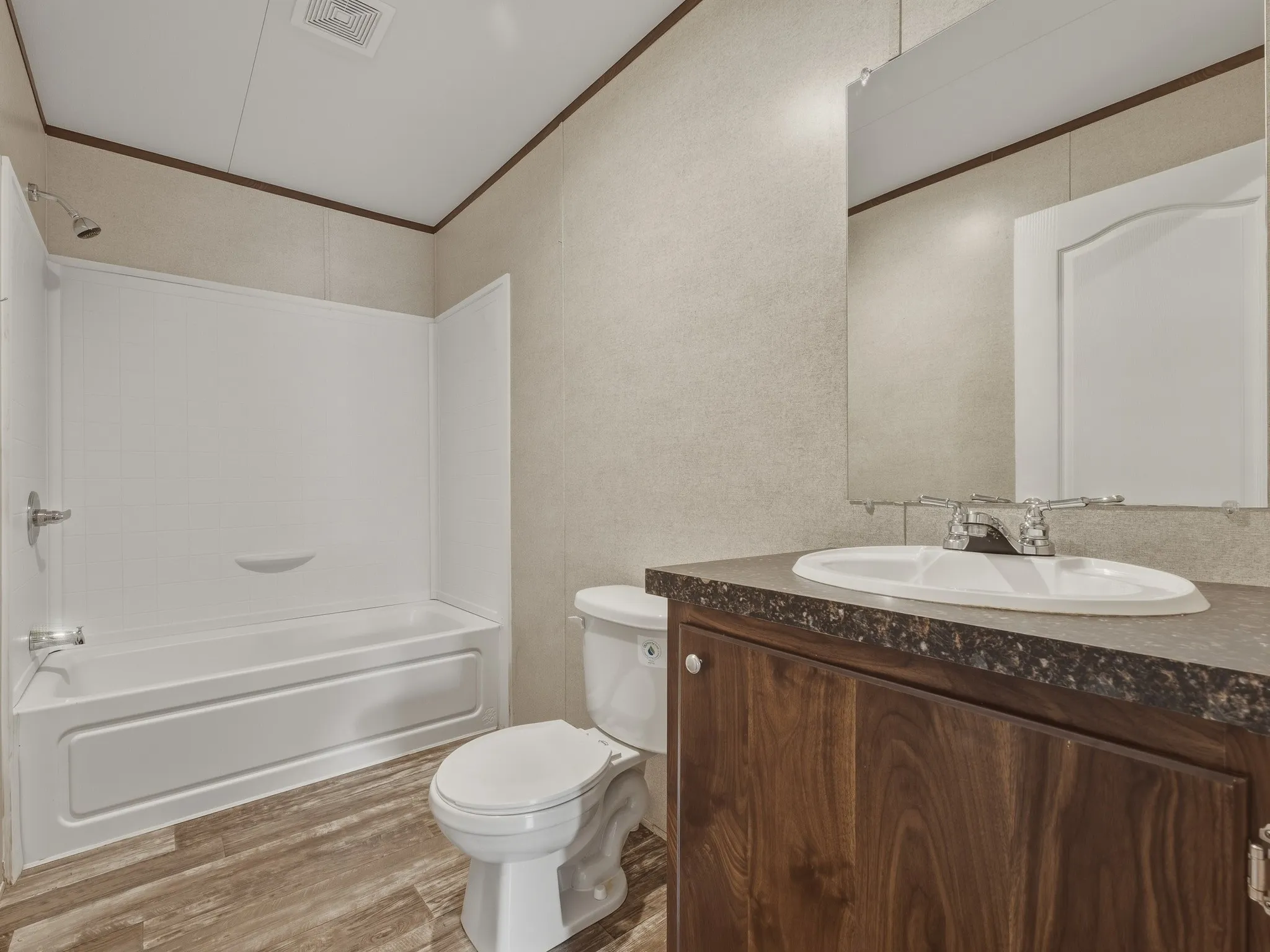 Manufactured Home For Sale in Parker County , 106 Summers Circle, Azle, Texas 76020, 3 Bedroom, 2 Bathroom, Garage spaces, 1,560 Sqft, built in 2022, mls#21394438, Real Estate Agent in Azle, Homes For Sale in Parker county, Homes For Sale in Azle, Realtor in Azle Texas, Real Estate Brokerage Independent Realty Texas, Luminita Cordes Realtor