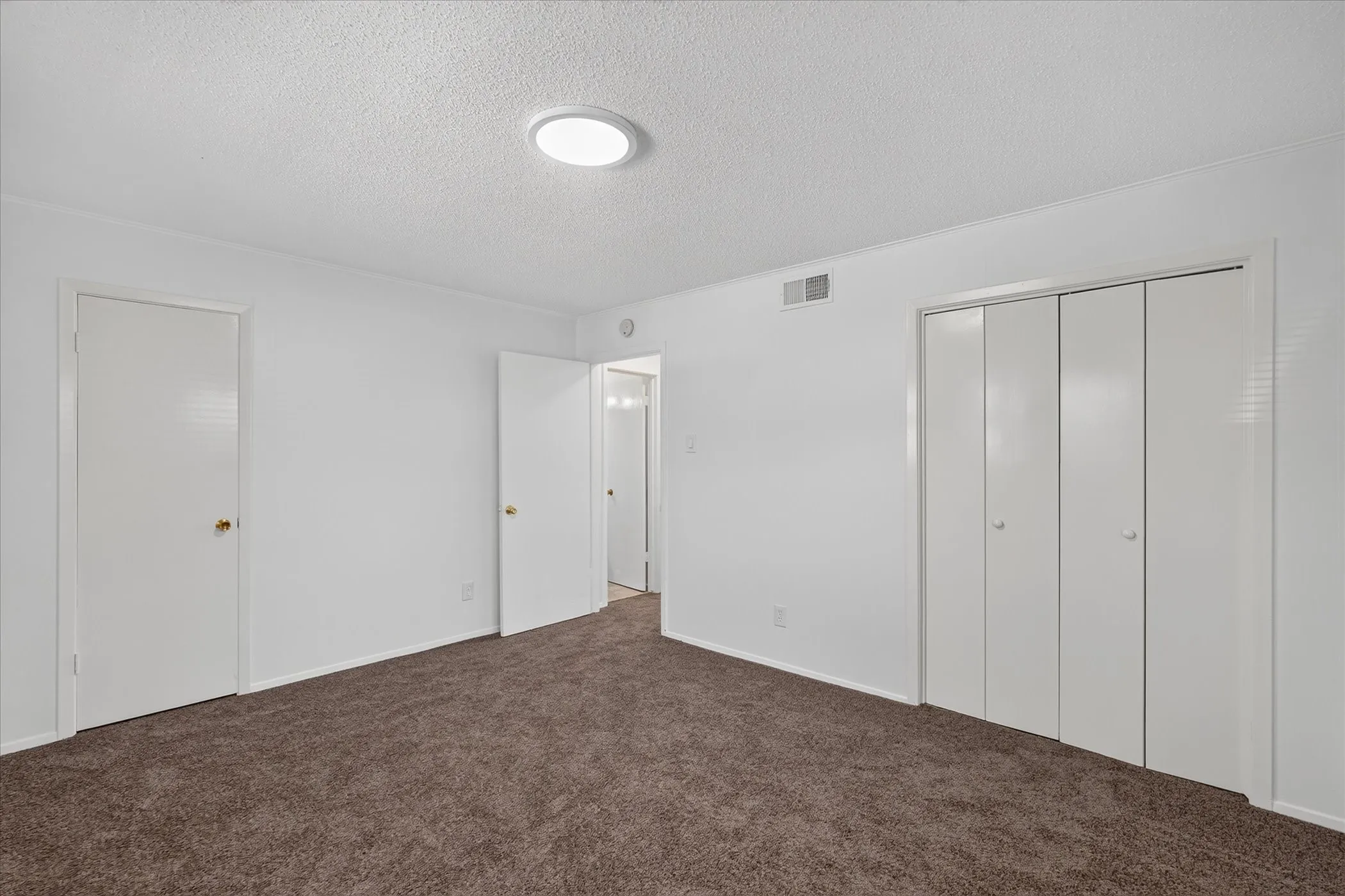 Duplex For Rent in Dallas County , 1805 Randolph Drive 4, Garland, Texas 75041, 1 Bedroom, 1 Bathroom, Garage spaces, 770 Sqft, built in 1969, mls#21394483, Real Estate Agent in Garland, Homes For Rent in Dallas county, Homes For Rent in Garland, Realtor in Garland Texas, Real Estate Brokerage Independent Realty Texas, Luminita Cordes Realtor