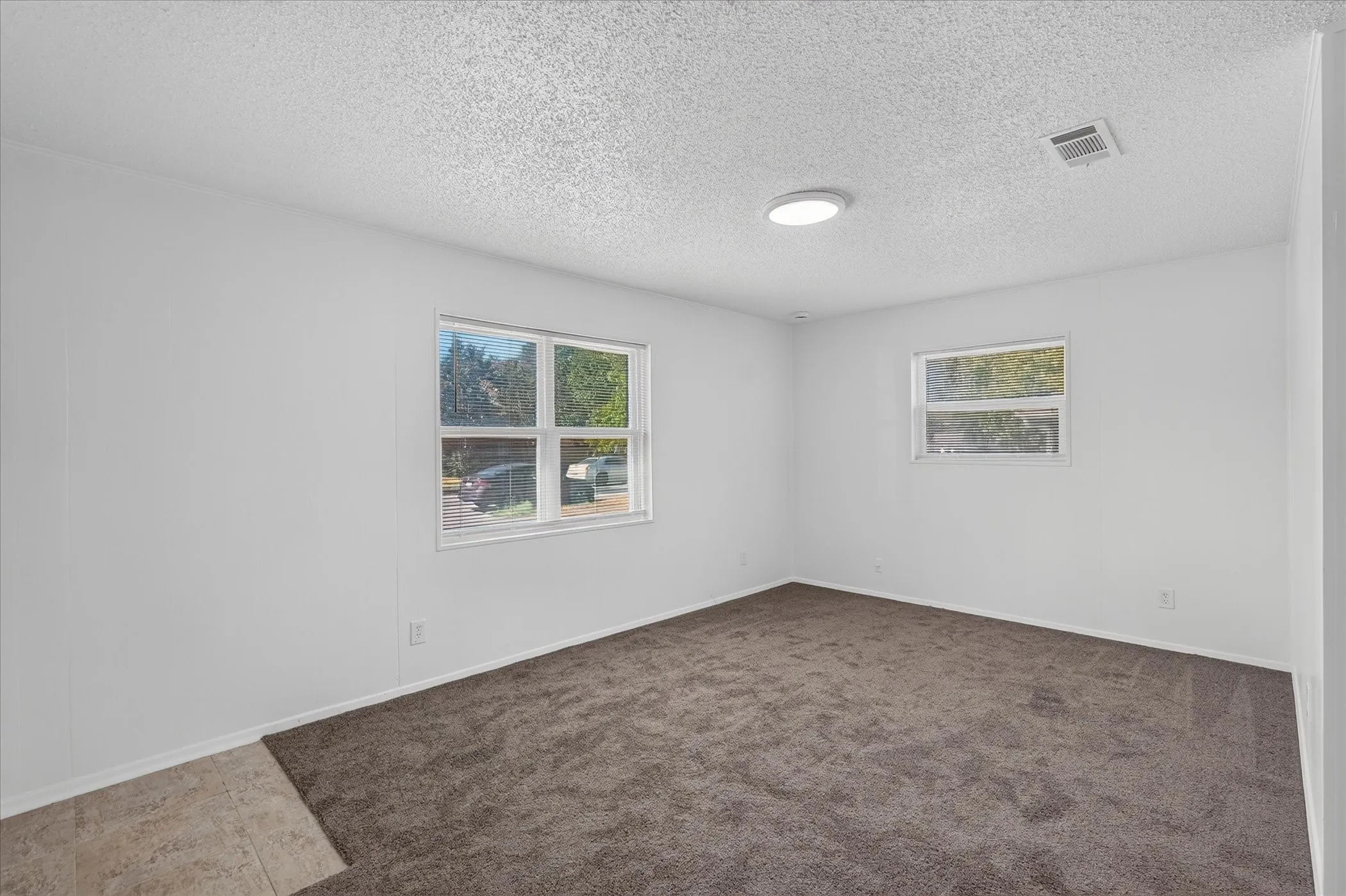 Duplex For Rent in Dallas County , 1805 Randolph Drive 4, Garland, Texas 75041, 1 Bedroom, 1 Bathroom, Garage spaces, 770 Sqft, built in 1969, mls#21394483, Real Estate Agent in Garland, Homes For Rent in Dallas county, Homes For Rent in Garland, Realtor in Garland Texas, Real Estate Brokerage Independent Realty Texas, Luminita Cordes Realtor