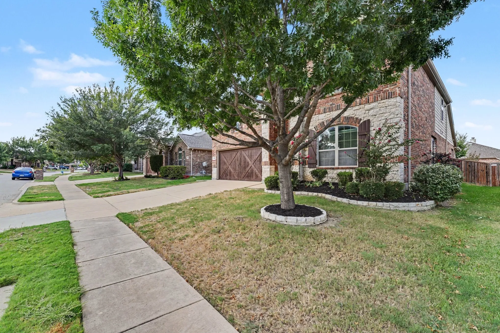 Single Family Residence For Sale in Collin County , 3916 Lands End Drive, Mc Kinney, Texas 75071, 4 Bedroom, 4 Bathroom, 2 Garage spaces, 2,664 Sqft, built in 2014, mls#21392003, Real Estate Agent in Mc Kinney, Homes For Sale in Collin county, Homes For Sale in Mc Kinney, Realtor in Mc Kinney Texas, Real Estate Brokerage Independent Realty Texas, Luminita Cordes Realtor