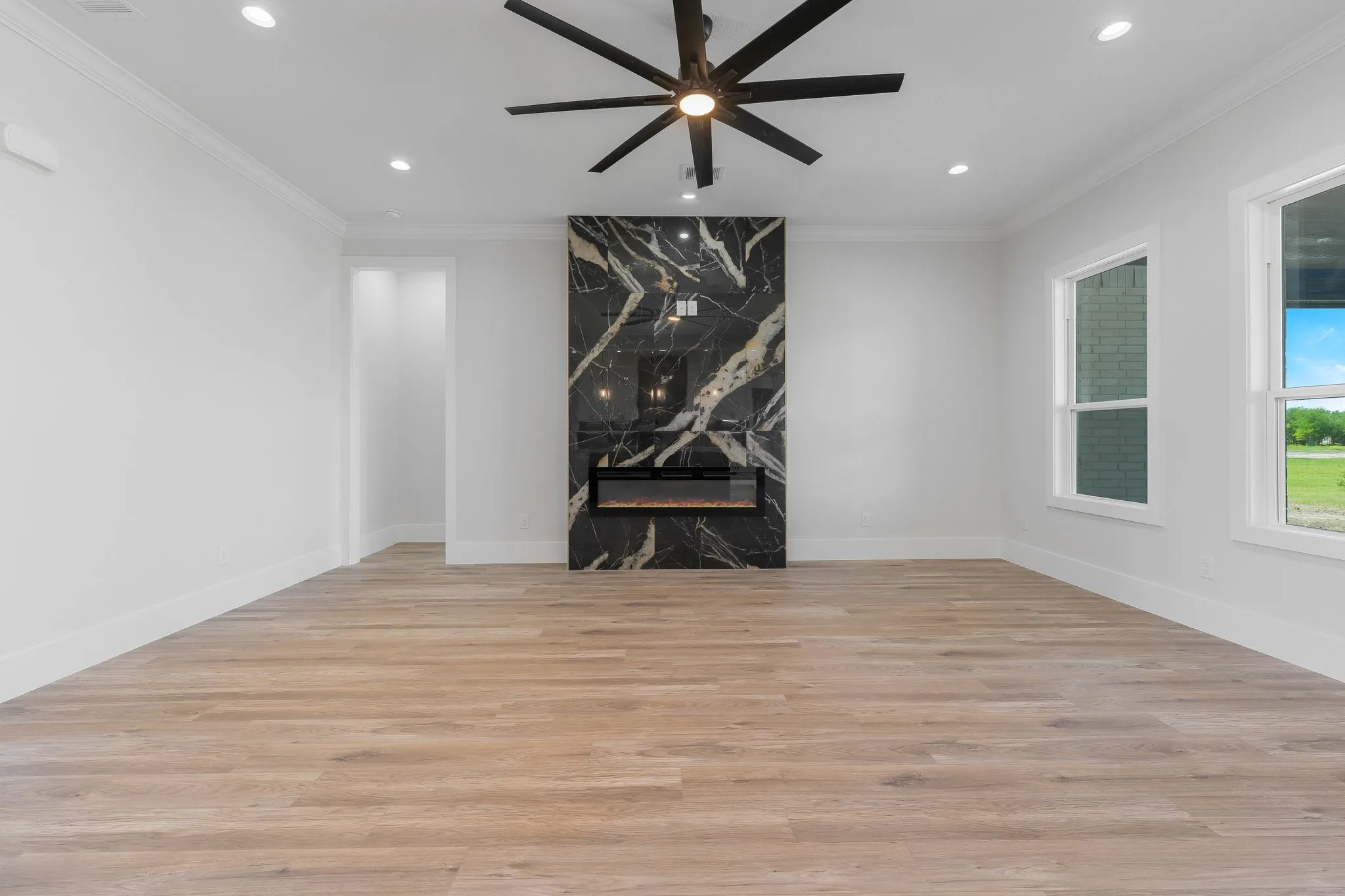 Single Family Residence For Rent in Hunt County , 6220 Purple English Oak, Royse City, Texas 75189, 4 Bedroom, 4 Bathroom, 2 Garage spaces, 3,111 Sqft, built in 2024, mls#21394479, Real Estate Agent in Royse City, Homes For Rent in Hunt county, Homes For Rent in Royse City, Realtor in Royse City Texas, Real Estate Brokerage Independent Realty Texas, Luminita Cordes Realtor