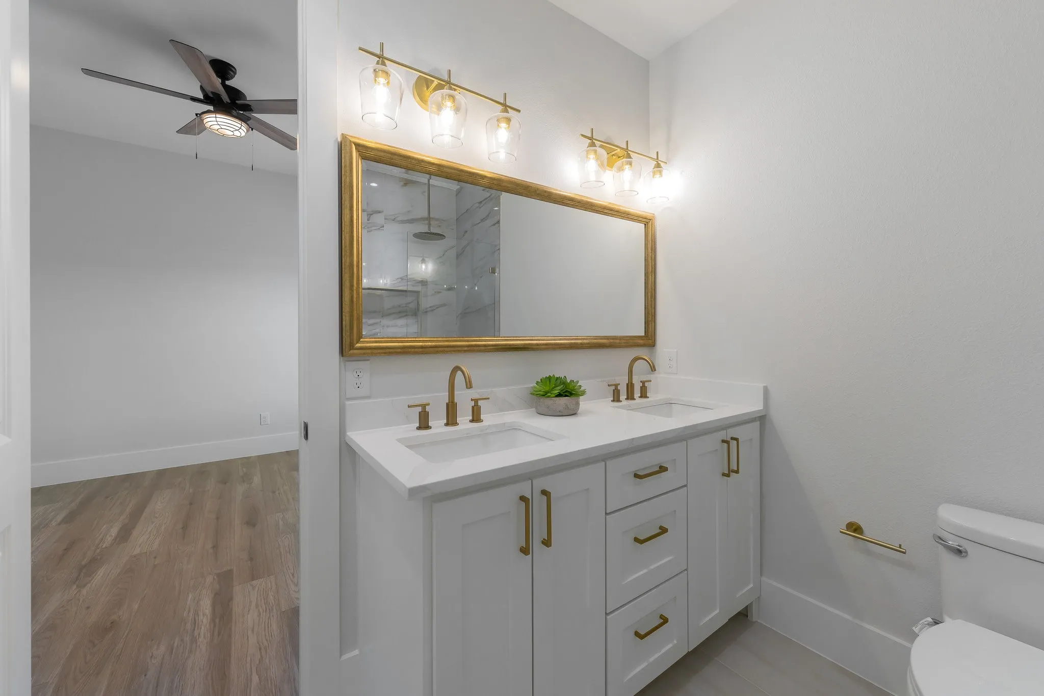 Single Family Residence For Rent in Hunt County , 6220 Purple English Oak, Royse City, Texas 75189, 4 Bedroom, 4 Bathroom, 2 Garage spaces, 3,111 Sqft, built in 2024, mls#21394479, Real Estate Agent in Royse City, Homes For Rent in Hunt county, Homes For Rent in Royse City, Realtor in Royse City Texas, Real Estate Brokerage Independent Realty Texas, Luminita Cordes Realtor