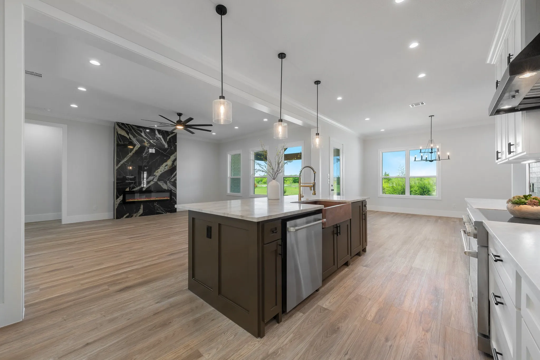 Single Family Residence For Rent in Hunt County , 6220 Purple English Oak, Royse City, Texas 75189, 4 Bedroom, 4 Bathroom, 2 Garage spaces, 3,111 Sqft, built in 2024, mls#21394479, Real Estate Agent in Royse City, Homes For Rent in Hunt county, Homes For Rent in Royse City, Realtor in Royse City Texas, Real Estate Brokerage Independent Realty Texas, Luminita Cordes Realtor