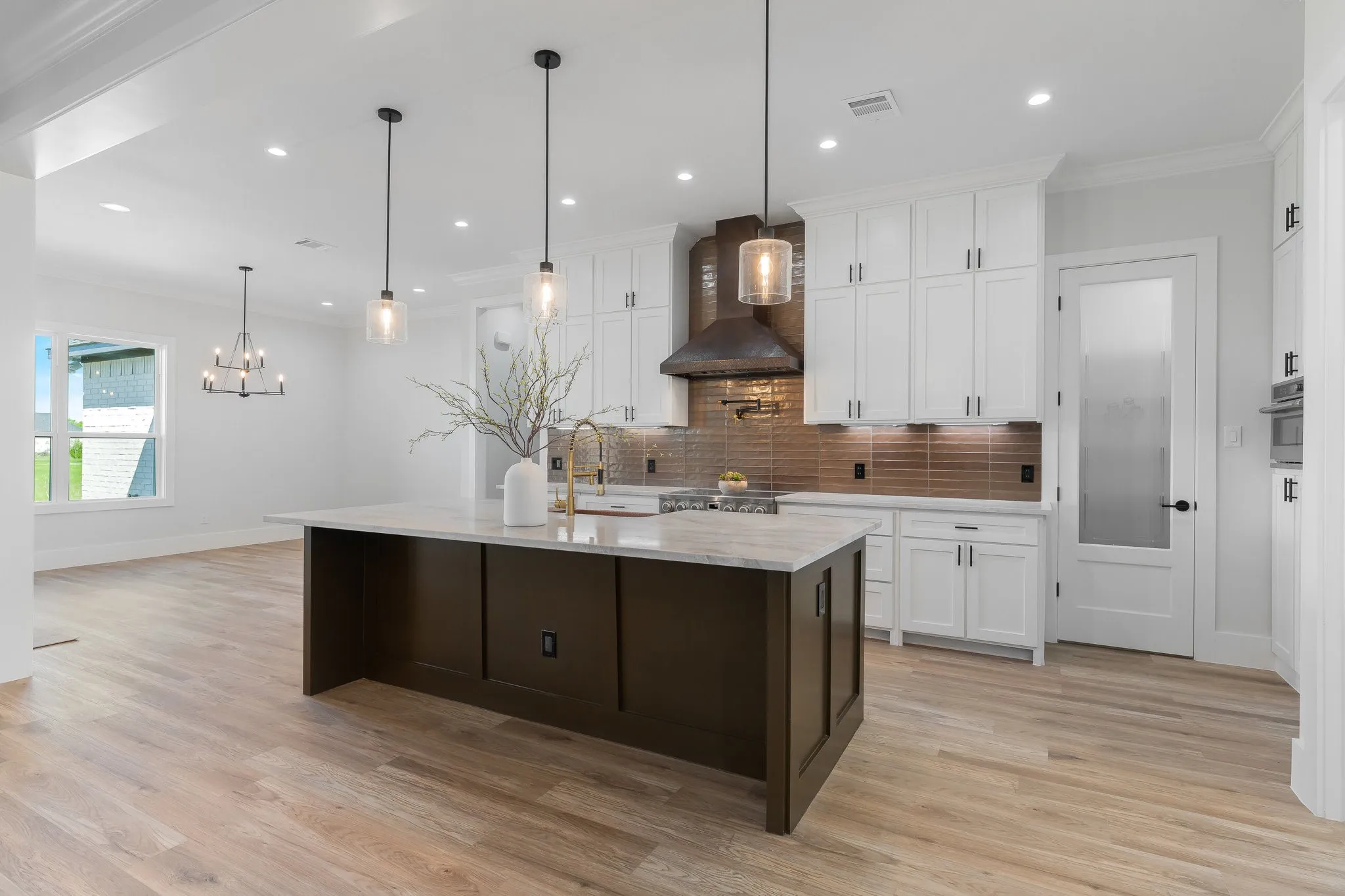 Single Family Residence For Rent in Hunt County , 6220 Purple English Oak, Royse City, Texas 75189, 4 Bedroom, 4 Bathroom, 2 Garage spaces, 3,111 Sqft, built in 2024, mls#21394479, Real Estate Agent in Royse City, Homes For Rent in Hunt county, Homes For Rent in Royse City, Realtor in Royse City Texas, Real Estate Brokerage Independent Realty Texas, Luminita Cordes Realtor