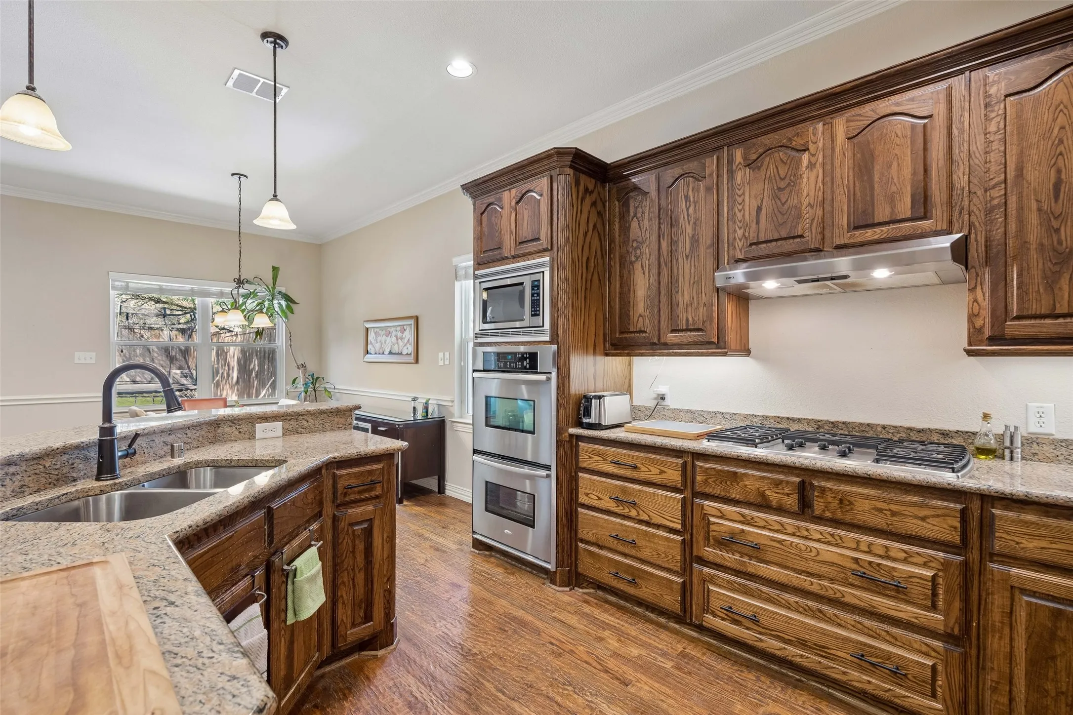 Single Family Residence For Sale in Dallas County , 8707 Daytonia Avenue, Dallas, Texas 75218, 4 Bedroom, 2 Bathroom, 2 Garage spaces, 1,965 Sqft, built in 2008, mls#21393090, Real Estate Agent in Dallas, Homes For Sale in Dallas county, Homes For Sale in Dallas, Realtor in Dallas Texas, Real Estate Brokerage Independent Realty Texas, Luminita Cordes Realtor