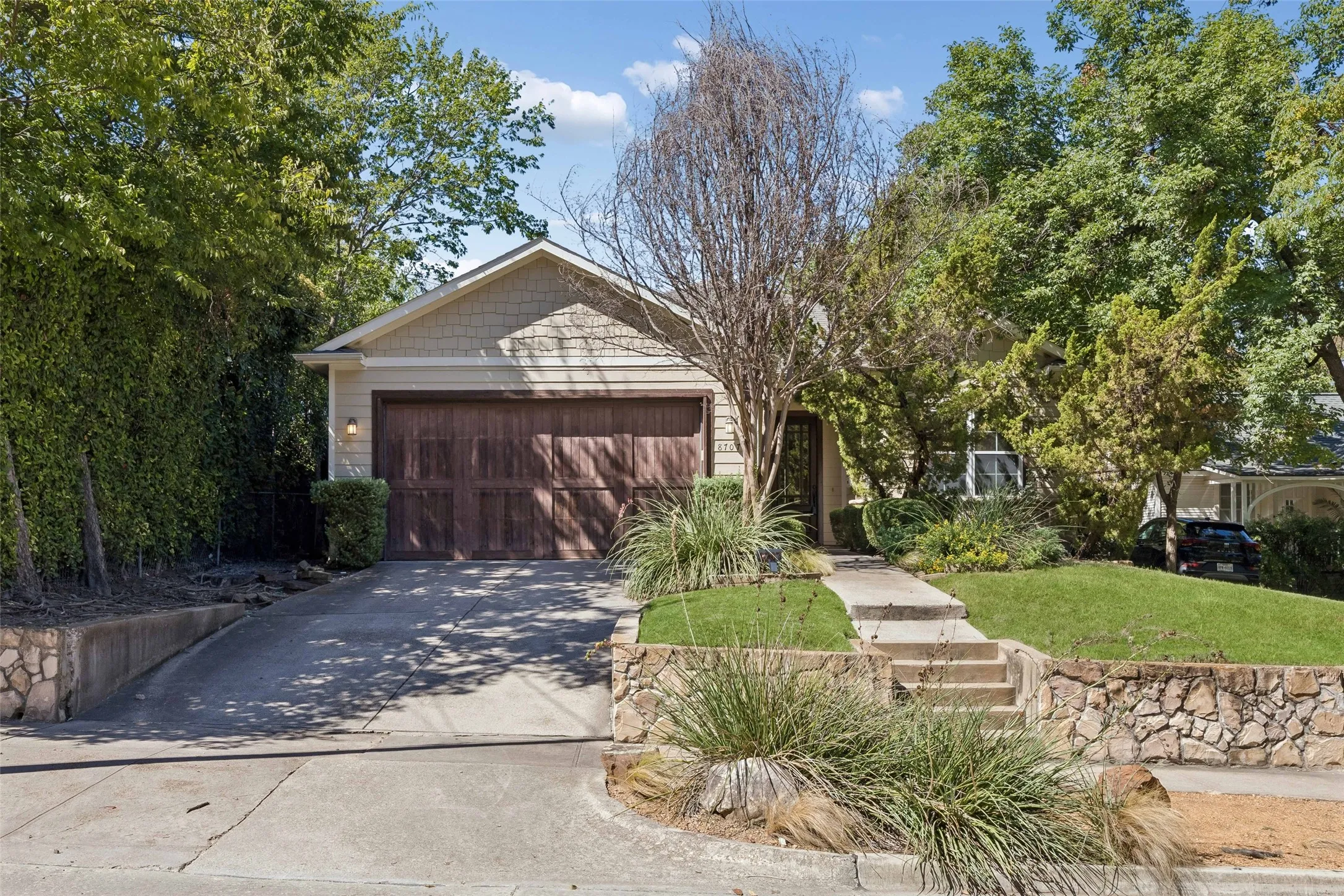 Single Family Residence For Sale