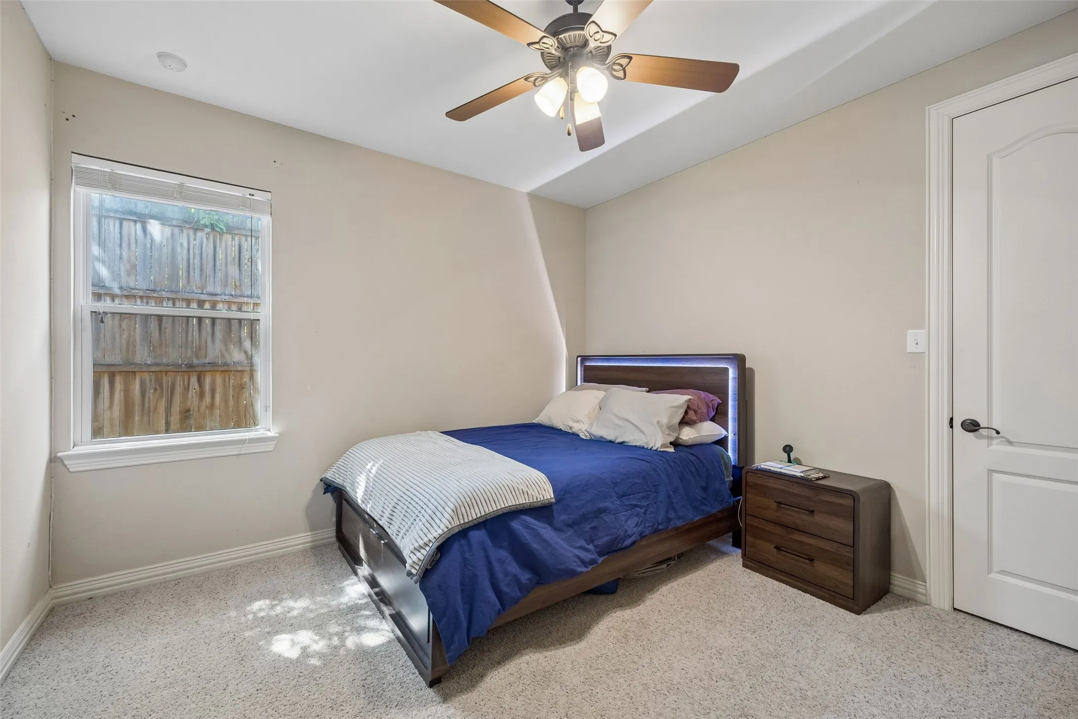 Single Family Residence For Sale in Dallas County , 8707 Daytonia Avenue, Dallas, Texas 75218, 4 Bedroom, 2 Bathroom, 2 Garage spaces, 1,965 Sqft, built in 2008, mls#21393090, Real Estate Agent in Dallas, Homes For Sale in Dallas county, Homes For Sale in Dallas, Realtor in Dallas Texas, Real Estate Brokerage Independent Realty Texas, Luminita Cordes Realtor