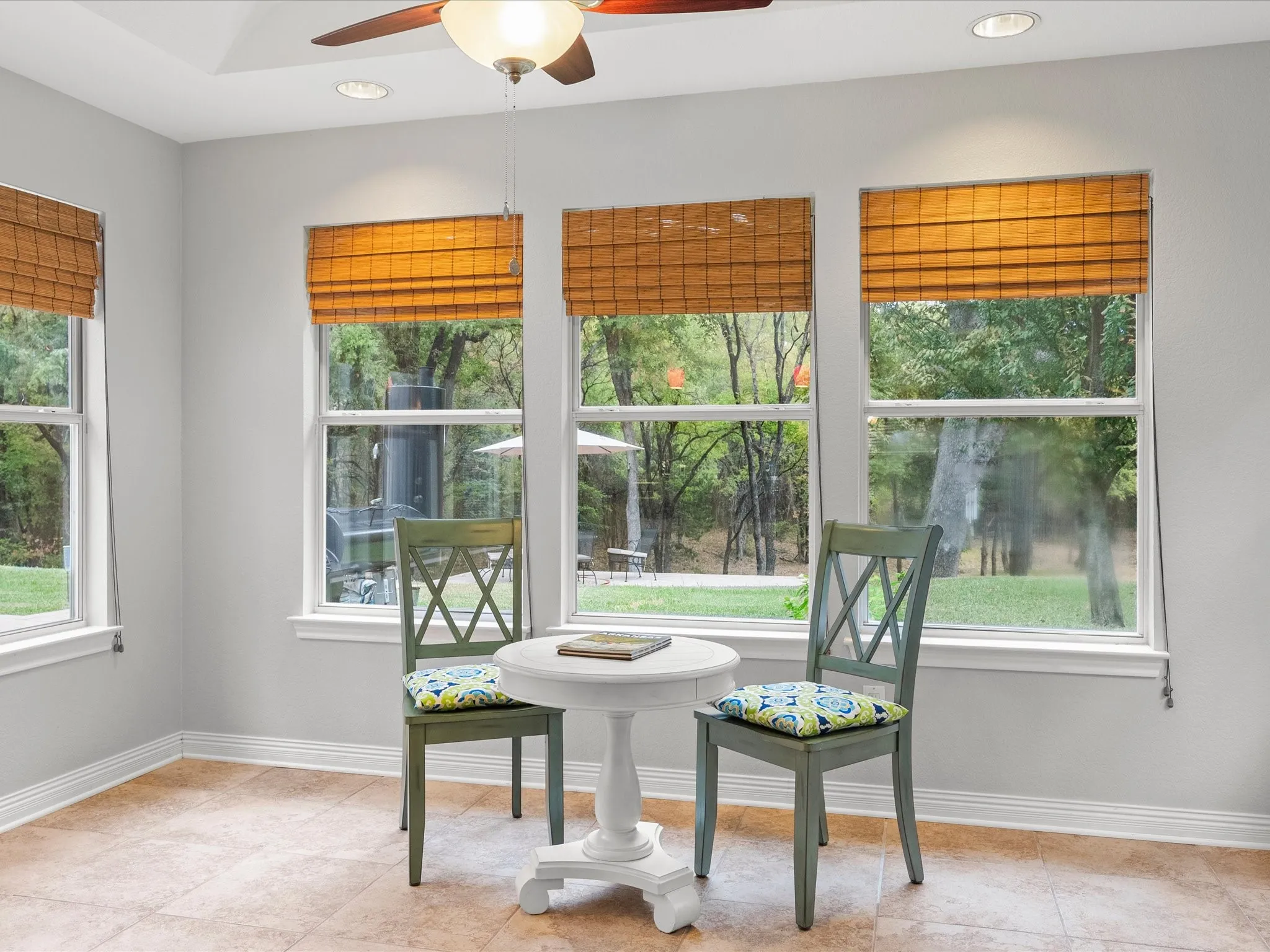 Eat-In Breakfast Nook
