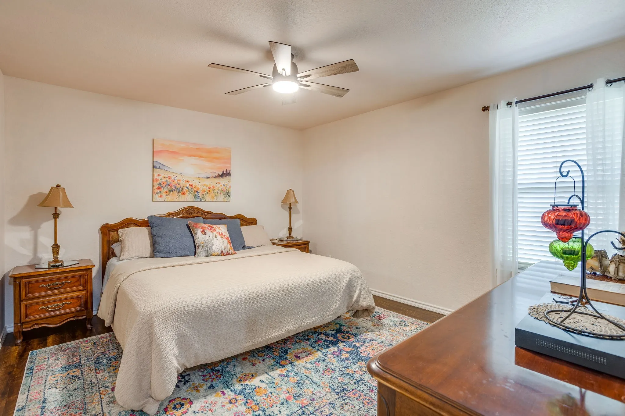 Single Family Residence For Sale in Johnson County , 853 Royal Oak Lane, Burleson, Texas 76028, 4 Bedroom, 2 Bathroom, 2 Garage spaces, 2,147 Sqft, built in 2003, mls#21394359, Real Estate Agent in Burleson, Homes For Sale in Johnson county, Homes For Sale in Burleson, Realtor in Burleson Texas, Real Estate Brokerage Independent Realty Texas, Luminita Cordes Realtor
