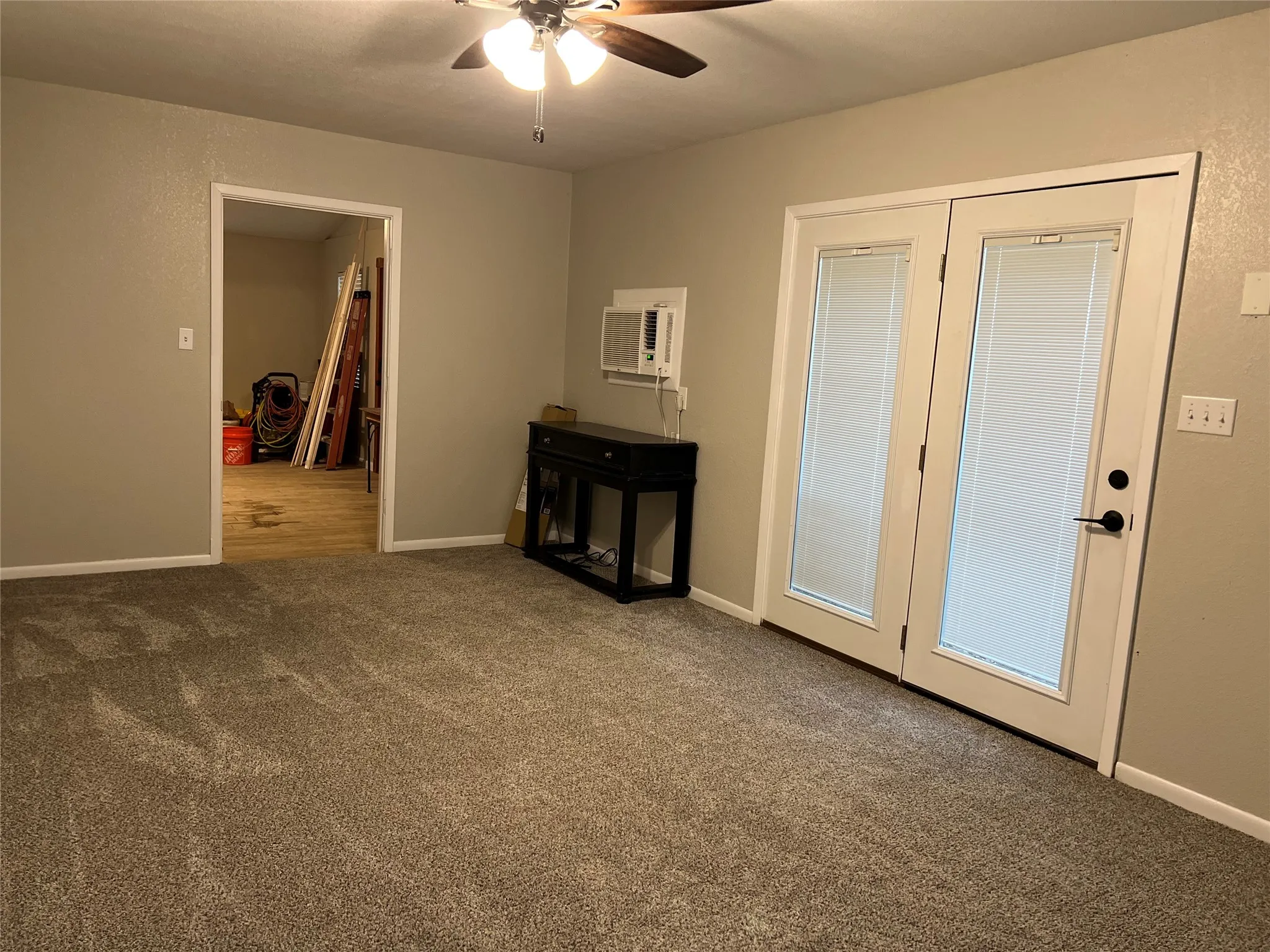 Single Family Residence For Rent in Brown County , 6960 Clifden Drive, Brownwood, Texas 76801, 2 Bedroom, 2 Bathroom, Garage spaces, 1,200 Sqft, built in 1970, mls#21394499, Real Estate Agent in Brownwood, Homes For Rent in Brown county, Homes For Rent in Brownwood, Realtor in Brownwood Texas, Real Estate Brokerage Independent Realty Texas, Luminita Cordes Realtor
