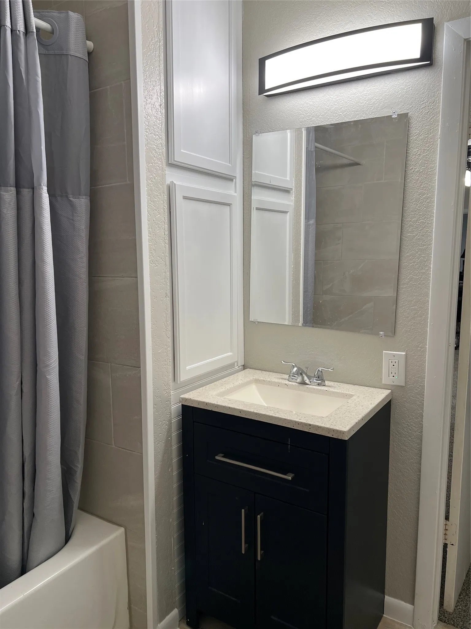 Single Family Residence For Rent in Brown County , 6960 Clifden Drive, Brownwood, Texas 76801, 2 Bedroom, 2 Bathroom, Garage spaces, 1,200 Sqft, built in 1970, mls#21394499, Real Estate Agent in Brownwood, Homes For Rent in Brown county, Homes For Rent in Brownwood, Realtor in Brownwood Texas, Real Estate Brokerage Independent Realty Texas, Luminita Cordes Realtor