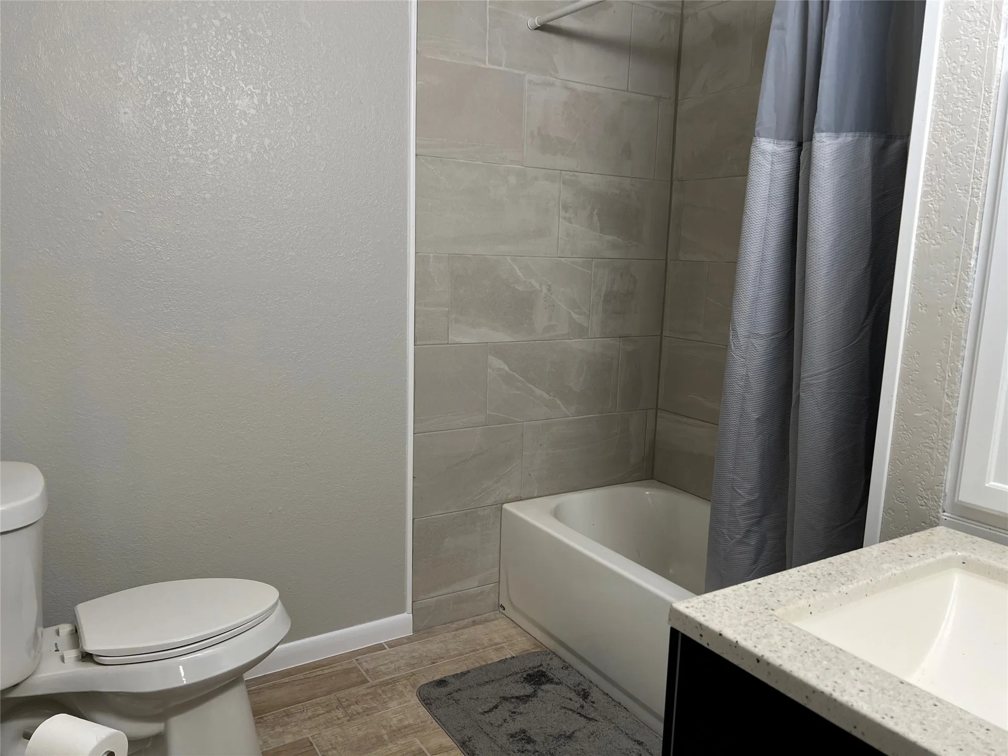 Single Family Residence For Rent in Brown County , 6960 Clifden Drive, Brownwood, Texas 76801, 2 Bedroom, 2 Bathroom, Garage spaces, 1,200 Sqft, built in 1970, mls#21394499, Real Estate Agent in Brownwood, Homes For Rent in Brown county, Homes For Rent in Brownwood, Realtor in Brownwood Texas, Real Estate Brokerage Independent Realty Texas, Luminita Cordes Realtor