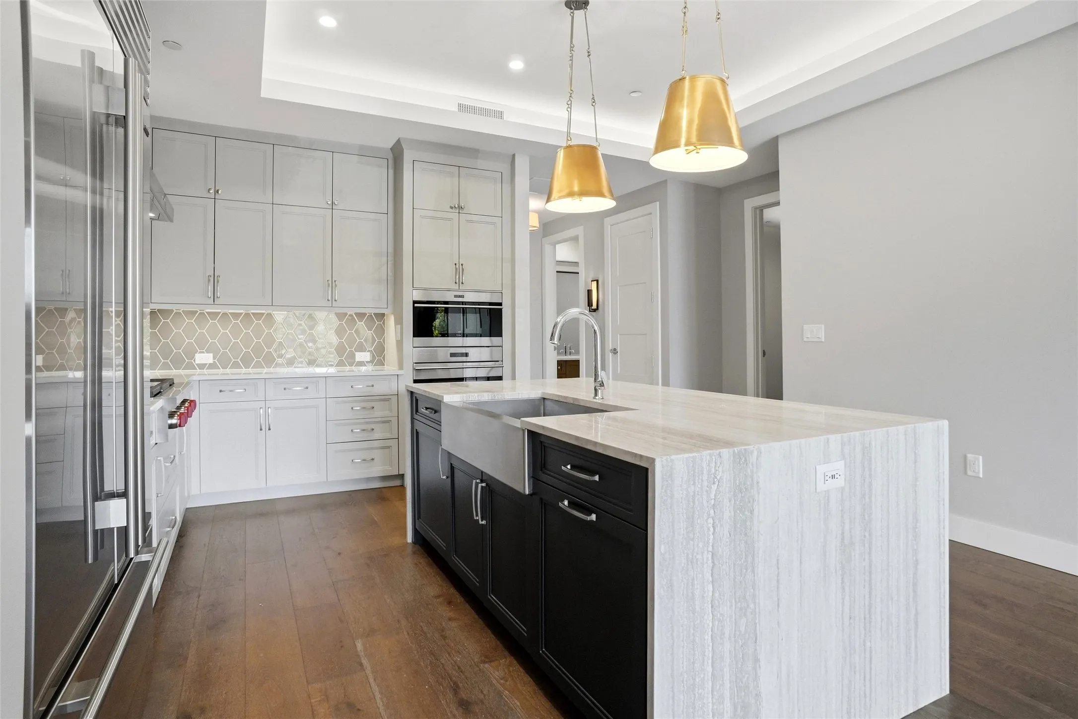 Condominium For Sale in Tarrant County , 350 Central Avenue 208, Southlake, Texas 76092, 2 Bedroom, 2 Bathroom, 2 Garage spaces, 1,659 Sqft, built in 2018, mls#21394485, Real Estate Agent in Southlake, Homes For Sale in Tarrant county, Homes For Sale in Southlake, Realtor in Southlake Texas, Real Estate Brokerage Independent Realty Texas, Luminita Cordes Realtor