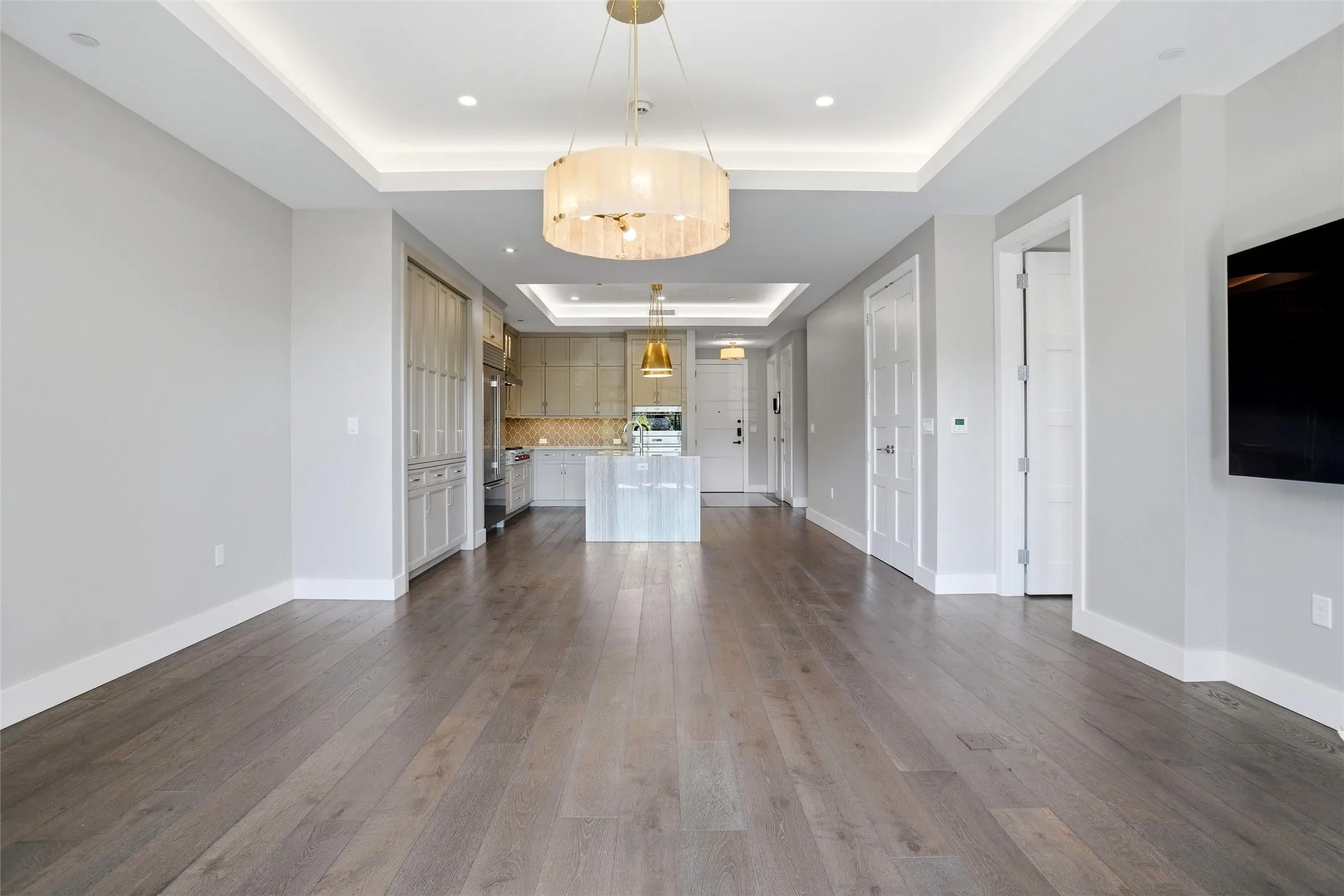 Condominium For Sale in Tarrant County , 350 Central Avenue 208, Southlake, Texas 76092, 2 Bedroom, 2 Bathroom, 2 Garage spaces, 1,659 Sqft, built in 2018, mls#21394485, Real Estate Agent in Southlake, Homes For Sale in Tarrant county, Homes For Sale in Southlake, Realtor in Southlake Texas, Real Estate Brokerage Independent Realty Texas, Luminita Cordes Realtor