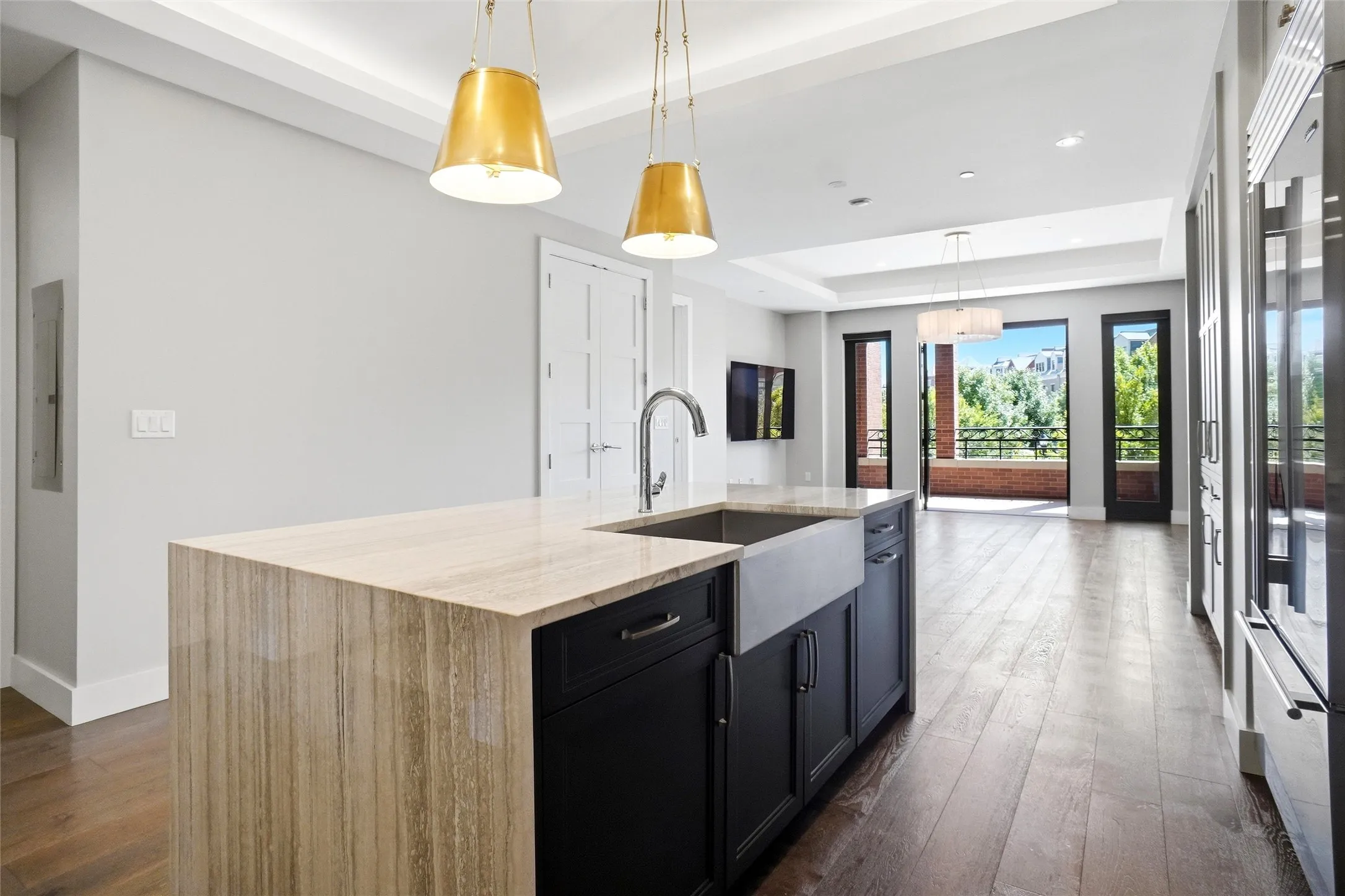 Condominium For Sale in Tarrant County , 350 Central Avenue 208, Southlake, Texas 76092, 2 Bedroom, 2 Bathroom, 2 Garage spaces, 1,659 Sqft, built in 2018, mls#21394485, Real Estate Agent in Southlake, Homes For Sale in Tarrant county, Homes For Sale in Southlake, Realtor in Southlake Texas, Real Estate Brokerage Independent Realty Texas, Luminita Cordes Realtor