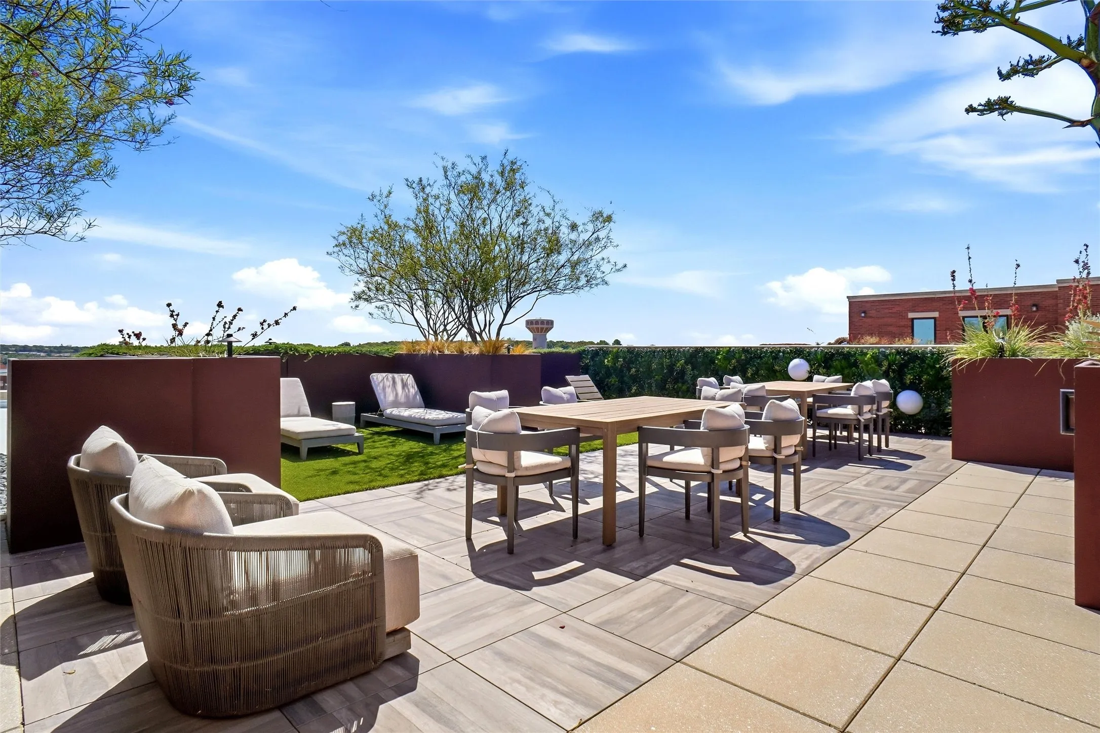 Condominium For Sale in Tarrant County , 350 Central Avenue 208, Southlake, Texas 76092, 2 Bedroom, 2 Bathroom, 2 Garage spaces, 1,659 Sqft, built in 2018, mls#21394485, Real Estate Agent in Southlake, Homes For Sale in Tarrant county, Homes For Sale in Southlake, Realtor in Southlake Texas, Real Estate Brokerage Independent Realty Texas, Luminita Cordes Realtor