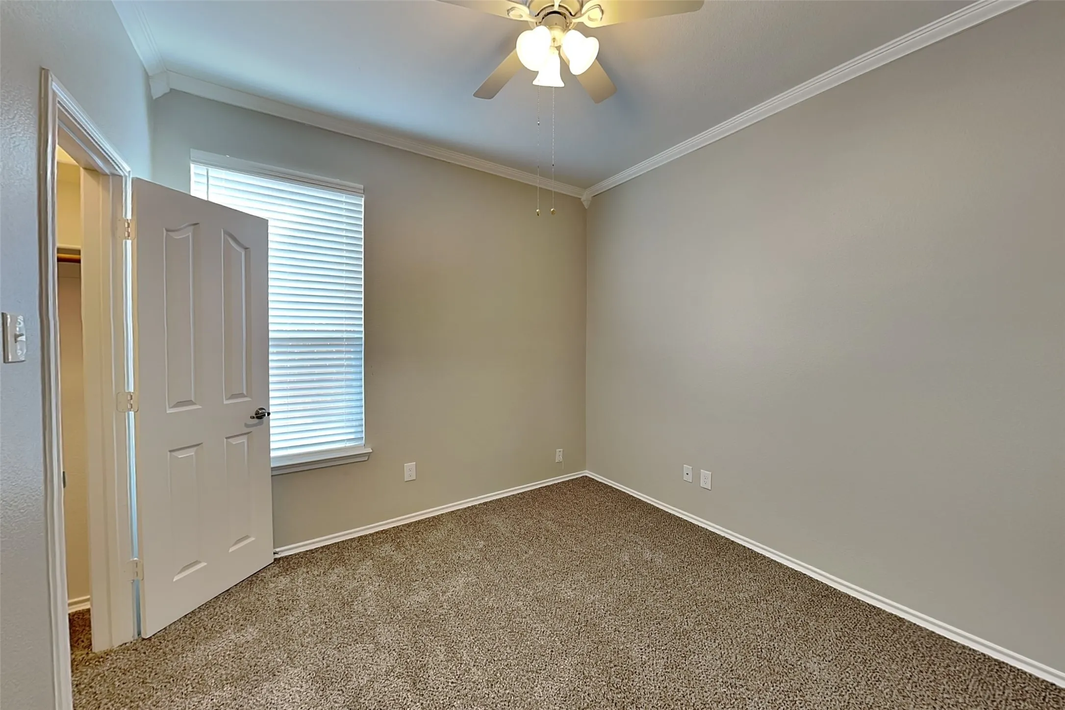 Single Family Residence For Rent in Tarrant County , 12901 Farmington Drive, Fort Worth, Texas 76244, 3 Bedroom, 2 Bathroom, 2 Garage spaces, 1,536 Sqft, built in 2005, mls#21394495, Real Estate Agent in Fort Worth, Homes For Rent in Tarrant county, Homes For Rent in Fort Worth, Realtor in Fort Worth Texas, Real Estate Brokerage Independent Realty Texas, Luminita Cordes Realtor