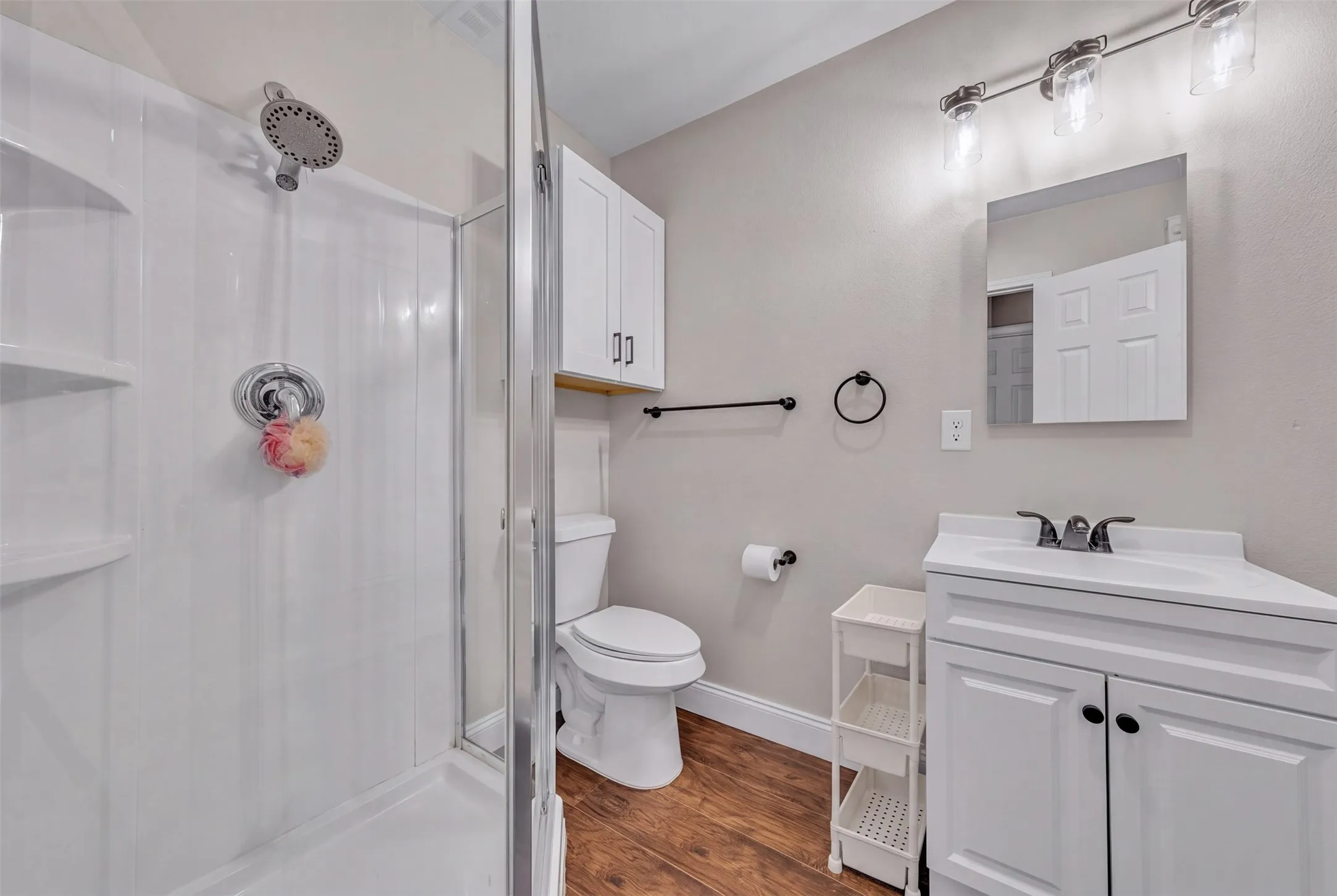 Single Family Residence For Sale in Tarrant County , 416 Ferenz Avenue, Crowley, Texas 76036, 4 Bedroom, 3 Bathroom, Garage spaces, 1,580 Sqft, built in 1984, mls#21394406, Real Estate Agent in Crowley, Homes For Sale in Tarrant county, Homes For Sale in Crowley, Realtor in Crowley Texas, Real Estate Brokerage Independent Realty Texas, Luminita Cordes Realtor