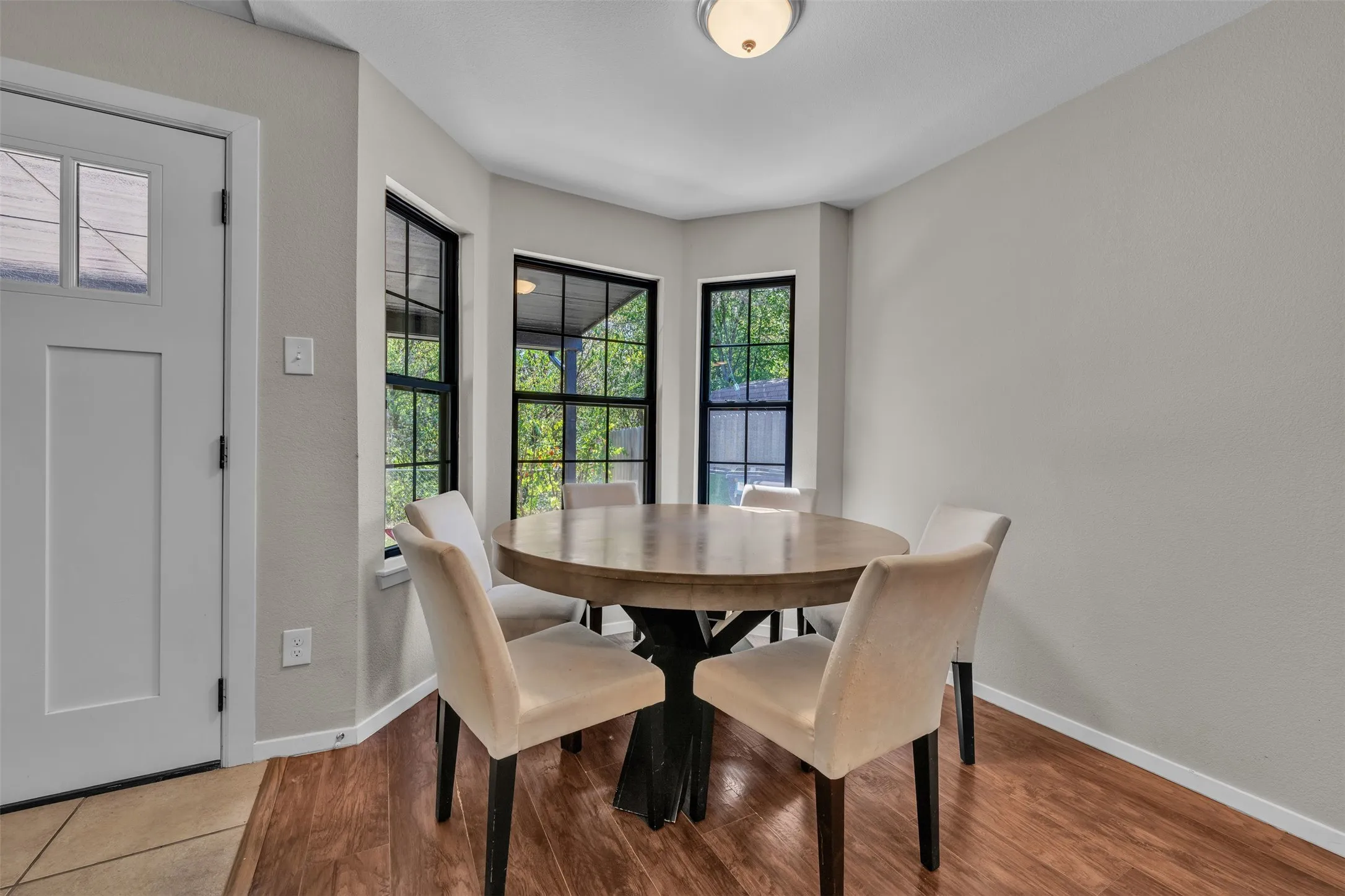 Single Family Residence For Sale in Tarrant County , 416 Ferenz Avenue, Crowley, Texas 76036, 4 Bedroom, 3 Bathroom, Garage spaces, 1,580 Sqft, built in 1984, mls#21394406, Real Estate Agent in Crowley, Homes For Sale in Tarrant county, Homes For Sale in Crowley, Realtor in Crowley Texas, Real Estate Brokerage Independent Realty Texas, Luminita Cordes Realtor