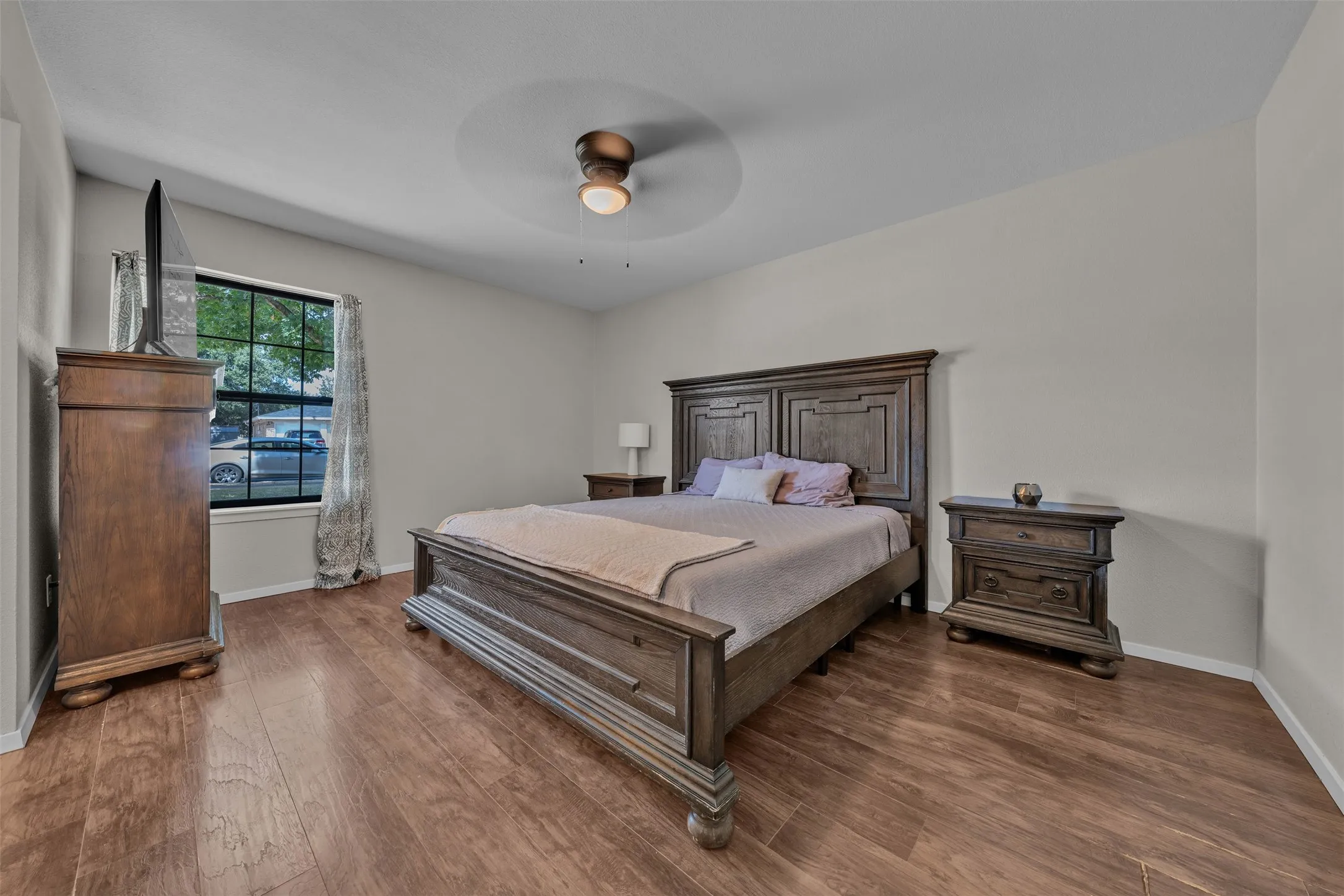 Single Family Residence For Sale in Tarrant County , 416 Ferenz Avenue, Crowley, Texas 76036, 4 Bedroom, 3 Bathroom, Garage spaces, 1,580 Sqft, built in 1984, mls#21394406, Real Estate Agent in Crowley, Homes For Sale in Tarrant county, Homes For Sale in Crowley, Realtor in Crowley Texas, Real Estate Brokerage Independent Realty Texas, Luminita Cordes Realtor