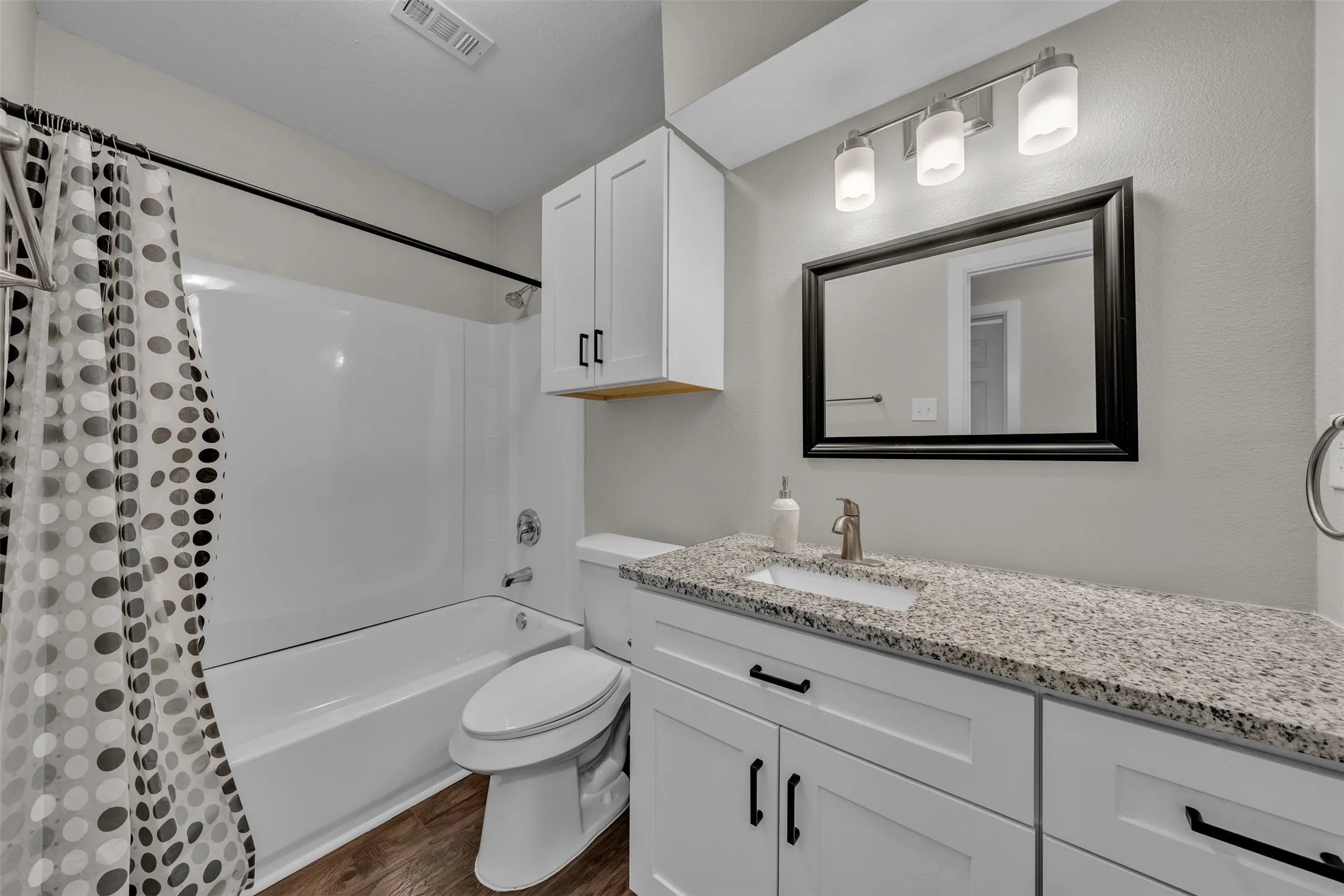 Single Family Residence For Sale in Tarrant County , 416 Ferenz Avenue, Crowley, Texas 76036, 4 Bedroom, 3 Bathroom, Garage spaces, 1,580 Sqft, built in 1984, mls#21394406, Real Estate Agent in Crowley, Homes For Sale in Tarrant county, Homes For Sale in Crowley, Realtor in Crowley Texas, Real Estate Brokerage Independent Realty Texas, Luminita Cordes Realtor