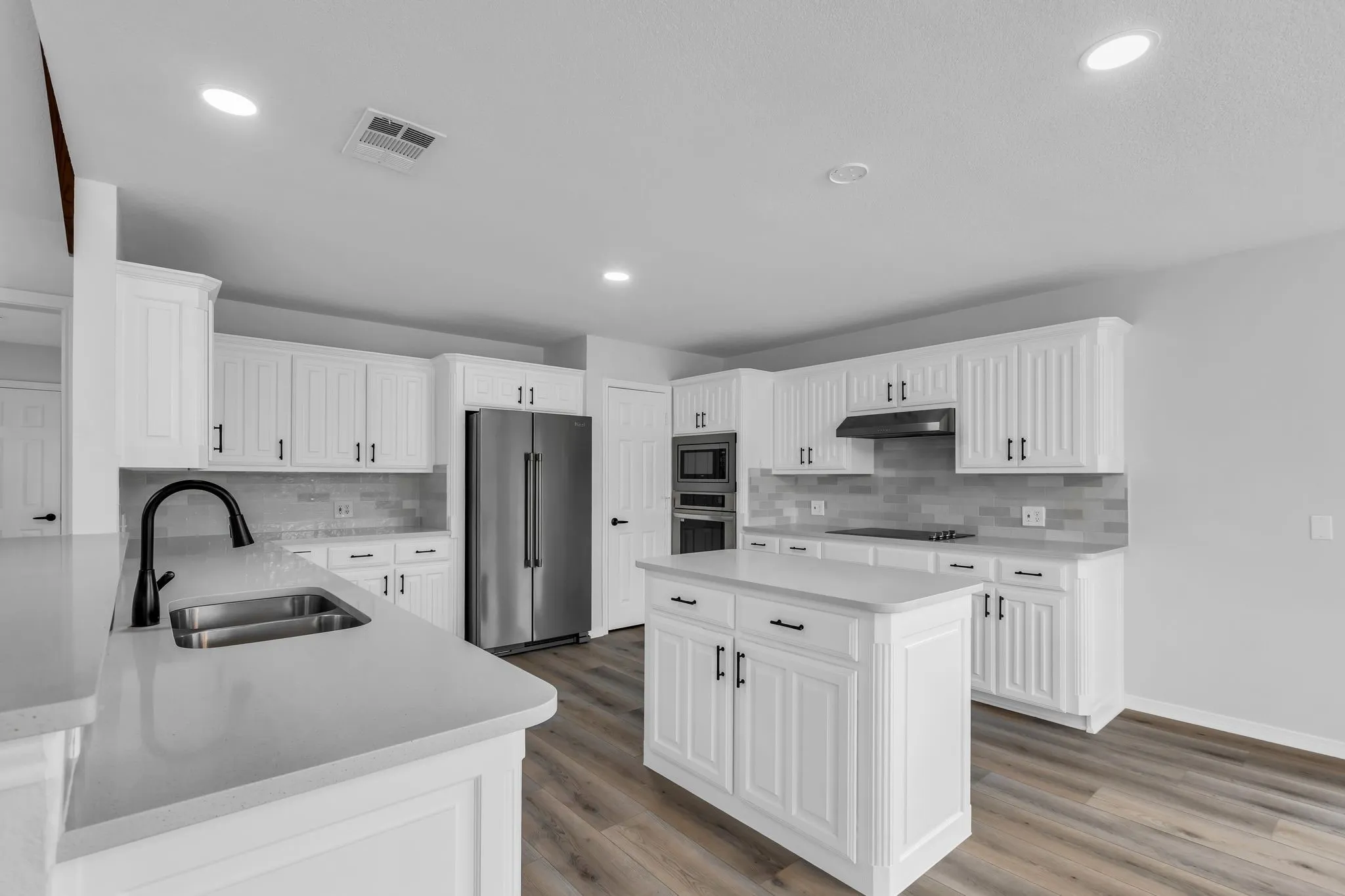 Single Family Residence For Rent in Grayson County , 13114 US Highway 69, Bells, Texas 75414, 3 Bedroom, 2 Bathroom, 2 Garage spaces, 2,206 Sqft, built in 1999, mls#21393615, Real Estate Agent in Bells, Homes For Rent in Grayson county, Homes For Rent in Bells, Realtor in Bells Texas, Real Estate Brokerage Independent Realty Texas, Luminita Cordes Realtor