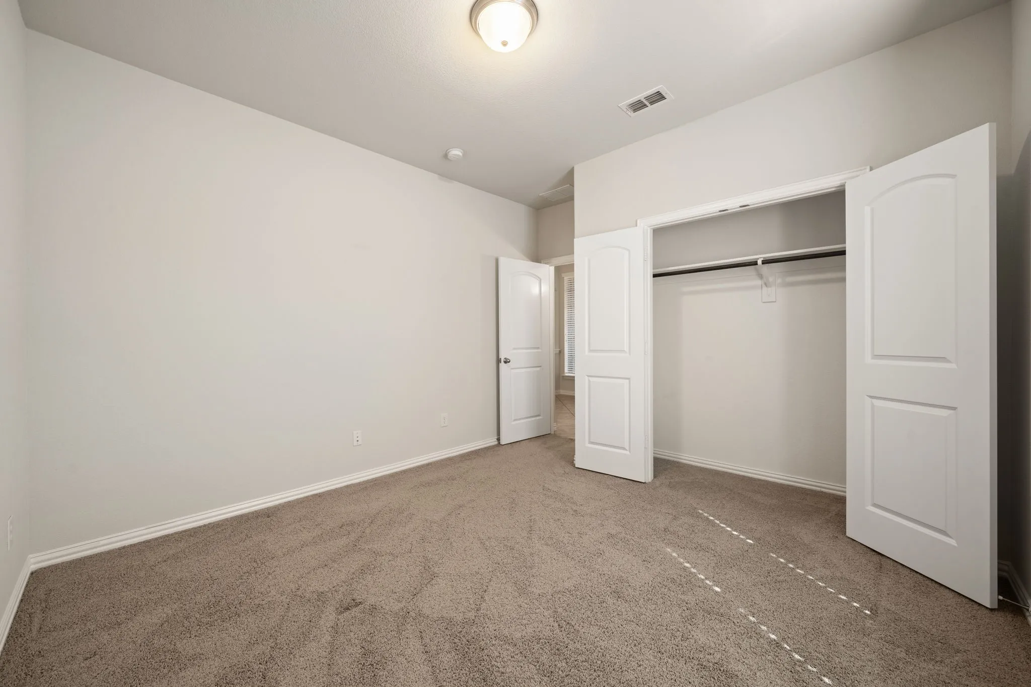 Single Family Residence For Sale in Collin County , 3909 Brook Wood Drive, Mc Kinney, Texas 75071, 3 Bedroom, 3 Bathroom, 2 Garage spaces, 2,275 Sqft, built in 2013, mls#21390916, Real Estate Agent in Mc Kinney, Homes For Sale in Collin county, Homes For Sale in Mc Kinney, Realtor in Mc Kinney Texas, Real Estate Brokerage Independent Realty Texas, Luminita Cordes Realtor