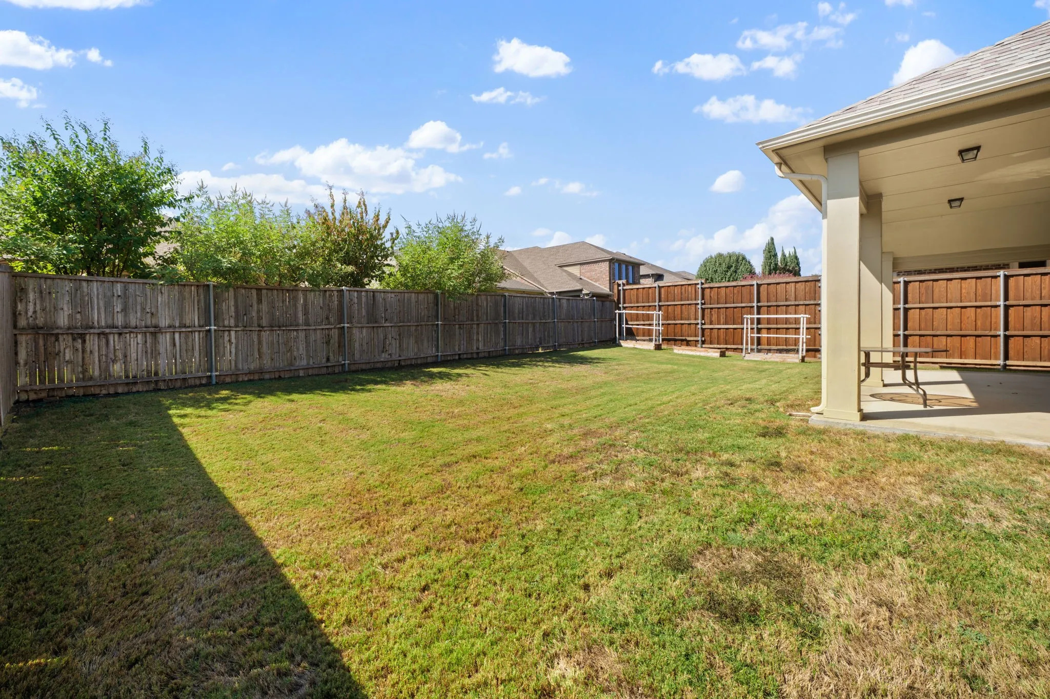 Single Family Residence For Sale in Collin County , 3909 Brook Wood Drive, Mc Kinney, Texas 75071, 3 Bedroom, 3 Bathroom, 2 Garage spaces, 2,275 Sqft, built in 2013, mls#21390916, Real Estate Agent in Mc Kinney, Homes For Sale in Collin county, Homes For Sale in Mc Kinney, Realtor in Mc Kinney Texas, Real Estate Brokerage Independent Realty Texas, Luminita Cordes Realtor