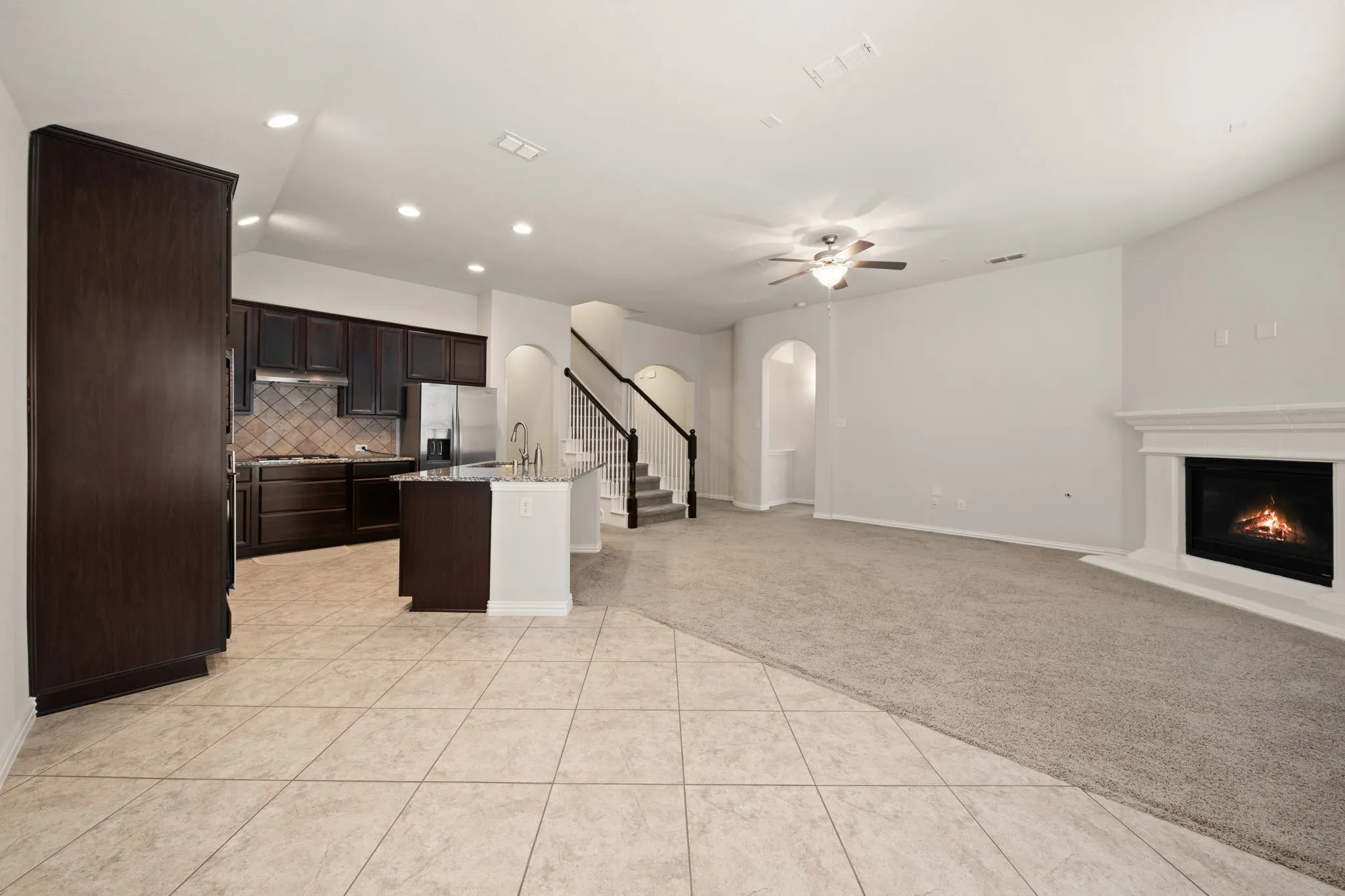Single Family Residence For Sale in Collin County , 3909 Brook Wood Drive, Mc Kinney, Texas 75071, 3 Bedroom, 3 Bathroom, 2 Garage spaces, 2,275 Sqft, built in 2013, mls#21390916, Real Estate Agent in Mc Kinney, Homes For Sale in Collin county, Homes For Sale in Mc Kinney, Realtor in Mc Kinney Texas, Real Estate Brokerage Independent Realty Texas, Luminita Cordes Realtor