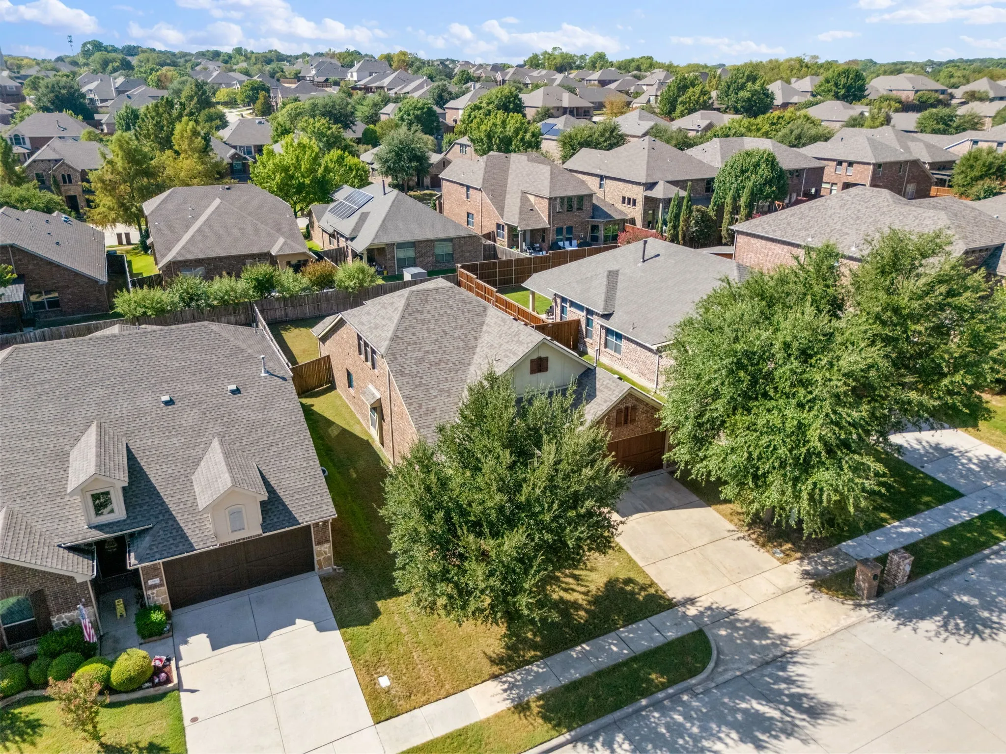 Single Family Residence For Sale in Collin County , 3909 Brook Wood Drive, Mc Kinney, Texas 75071, 3 Bedroom, 3 Bathroom, 2 Garage spaces, 2,275 Sqft, built in 2013, mls#21390916, Real Estate Agent in Mc Kinney, Homes For Sale in Collin county, Homes For Sale in Mc Kinney, Realtor in Mc Kinney Texas, Real Estate Brokerage Independent Realty Texas, Luminita Cordes Realtor