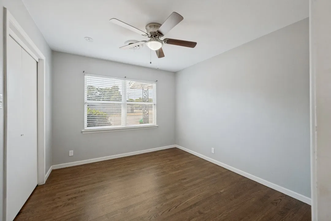 Single Family Residence For Rent in Tarrant County , 5301 Stanley Keller Road, Haltom City, Texas 76117, 3 Bedroom, 1 Bathroom, 2 Garage spaces, 1,008 Sqft, built in 1958, mls#21393400, Real Estate Agent in Haltom City, Homes For Rent in Tarrant county, Homes For Rent in Haltom City, Realtor in Haltom City Texas, Real Estate Brokerage Independent Realty Texas, Luminita Cordes Realtor
