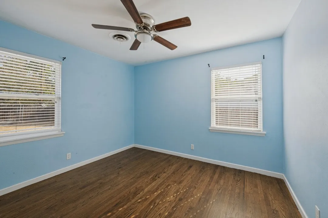 Single Family Residence For Rent in Tarrant County , 5301 Stanley Keller Road, Haltom City, Texas 76117, 3 Bedroom, 1 Bathroom, 2 Garage spaces, 1,008 Sqft, built in 1958, mls#21393400, Real Estate Agent in Haltom City, Homes For Rent in Tarrant county, Homes For Rent in Haltom City, Realtor in Haltom City Texas, Real Estate Brokerage Independent Realty Texas, Luminita Cordes Realtor