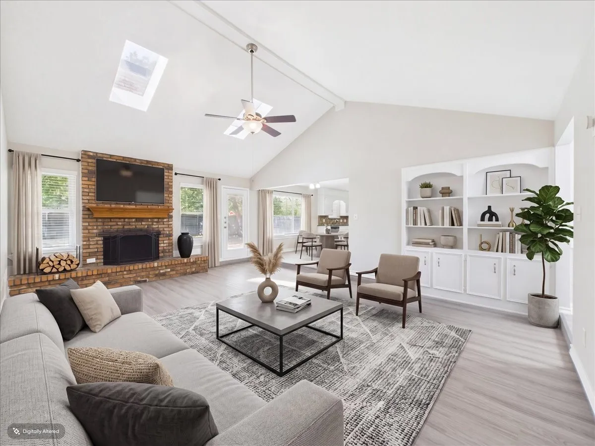 Single Family Residence For Rent in Tarrant County , 4900 Ridgeline Drive, Arlington, Texas 76017, 3 Bedroom, 2 Bathroom, 2 Garage spaces, 1,661 Sqft, built in 1977, mls#21393439, Real Estate Agent in Arlington, Homes For Rent in Tarrant county, Homes For Rent in Arlington, Realtor in Arlington Texas, Real Estate Brokerage Independent Realty Texas, Luminita Cordes Realtor