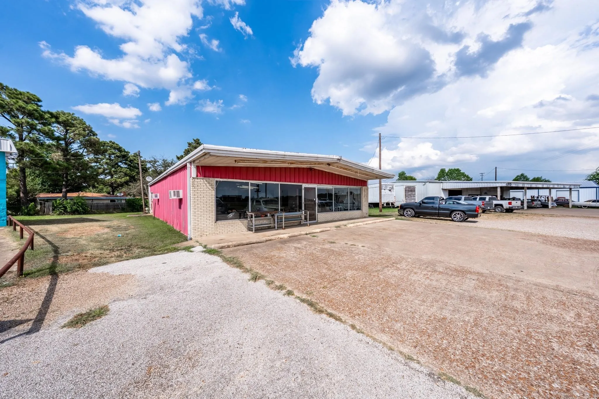 Business For Sale in Hopkins County , 0 I-30 E, Cumby, Texas 75433, 0, 0, Garage spaces, 0 Sqft, built in 1970, mls#21394516, Real Estate Agent in Cumby, Homes For Sale in Hopkins county, Homes For Sale in Cumby, Realtor in Cumby Texas, Real Estate Brokerage Independent Realty Texas, Luminita Cordes Realtor
