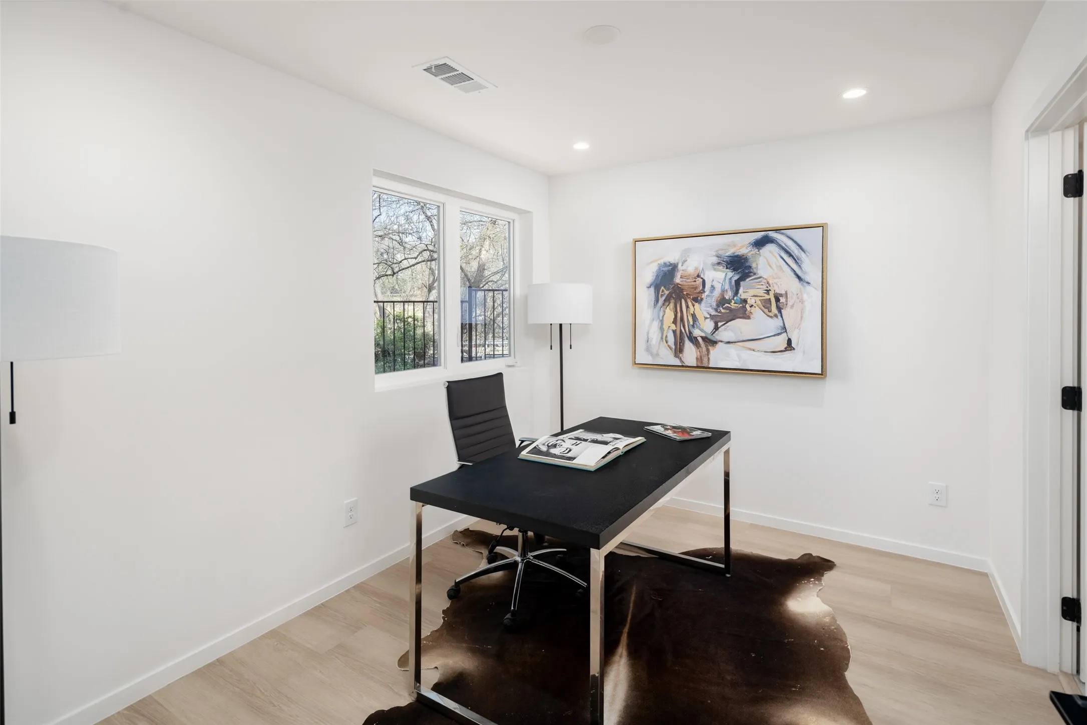 Condominium For Rent in Dallas County , 4811 Denton Drive 101, Dallas, Texas 75219, 3 Bedroom, 4 Bathroom, 2 Garage spaces, 1,712 Sqft, built in 2025, mls#21394505, Real Estate Agent in Dallas, Homes For Rent in Dallas county, Homes For Rent in Dallas, Realtor in Dallas Texas, Real Estate Brokerage Independent Realty Texas, Luminita Cordes Realtor