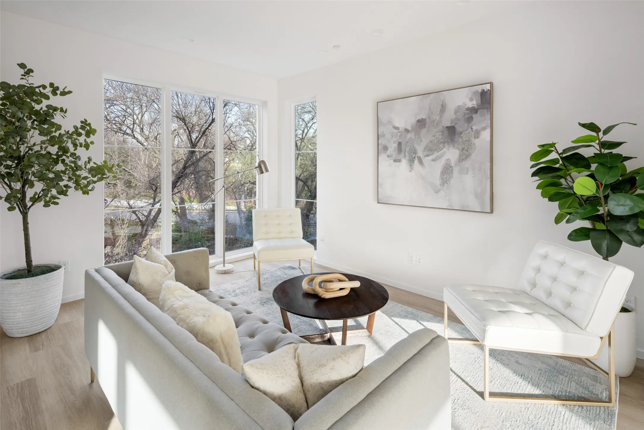 Condominium For Rent in Dallas County , 4811 Denton Drive 101, Dallas, Texas 75219, 3 Bedroom, 4 Bathroom, 2 Garage spaces, 1,712 Sqft, built in 2025, mls#21394505, Real Estate Agent in Dallas, Homes For Rent in Dallas county, Homes For Rent in Dallas, Realtor in Dallas Texas, Real Estate Brokerage Independent Realty Texas, Luminita Cordes Realtor