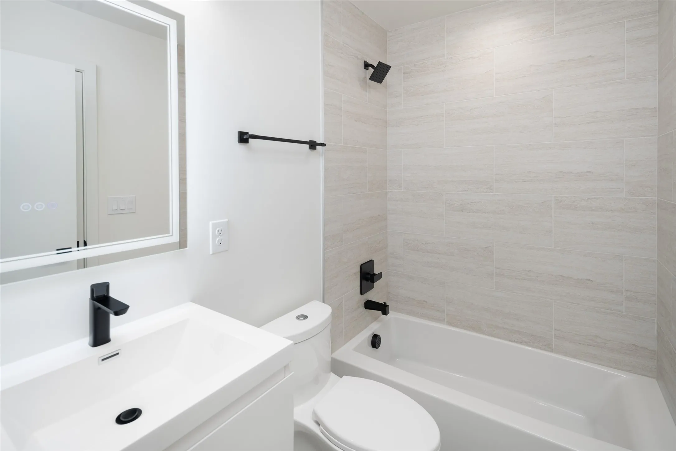 Condominium For Rent in Dallas County , 4811 Denton Drive 101, Dallas, Texas 75219, 3 Bedroom, 4 Bathroom, 2 Garage spaces, 1,712 Sqft, built in 2025, mls#21394505, Real Estate Agent in Dallas, Homes For Rent in Dallas county, Homes For Rent in Dallas, Realtor in Dallas Texas, Real Estate Brokerage Independent Realty Texas, Luminita Cordes Realtor
