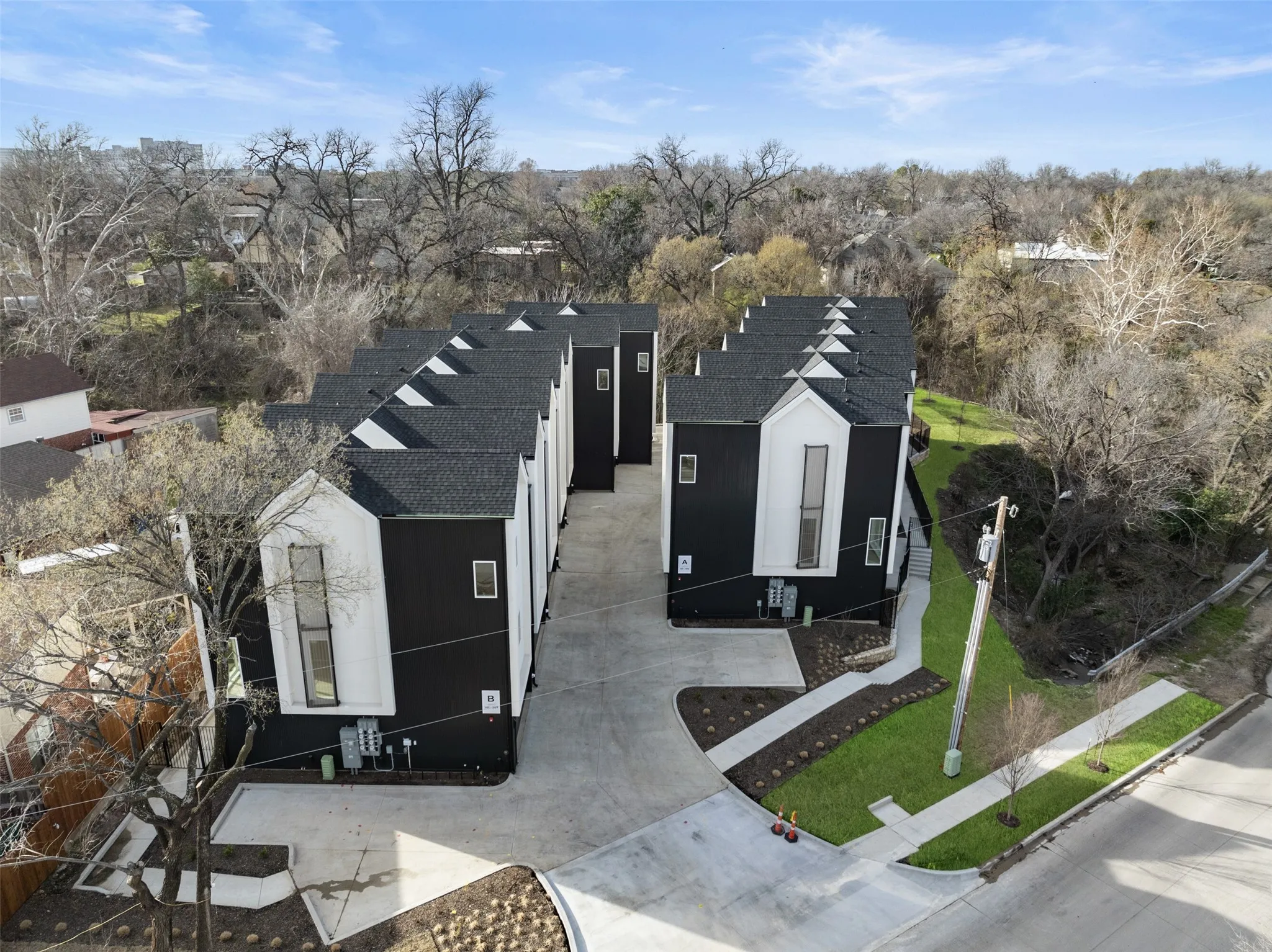 Condominium For Rent in Dallas County , 4811 Denton Drive 101, Dallas, Texas 75219, 3 Bedroom, 4 Bathroom, 2 Garage spaces, 1,712 Sqft, built in 2025, mls#21394505, Real Estate Agent in Dallas, Homes For Rent in Dallas county, Homes For Rent in Dallas, Realtor in Dallas Texas, Real Estate Brokerage Independent Realty Texas, Luminita Cordes Realtor
