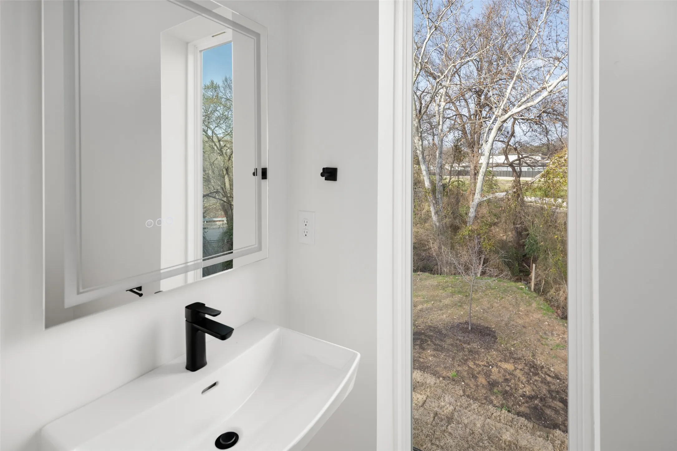 Condominium For Rent in Dallas County , 4811 Denton Drive 101, Dallas, Texas 75219, 3 Bedroom, 4 Bathroom, 2 Garage spaces, 1,712 Sqft, built in 2025, mls#21394505, Real Estate Agent in Dallas, Homes For Rent in Dallas county, Homes For Rent in Dallas, Realtor in Dallas Texas, Real Estate Brokerage Independent Realty Texas, Luminita Cordes Realtor