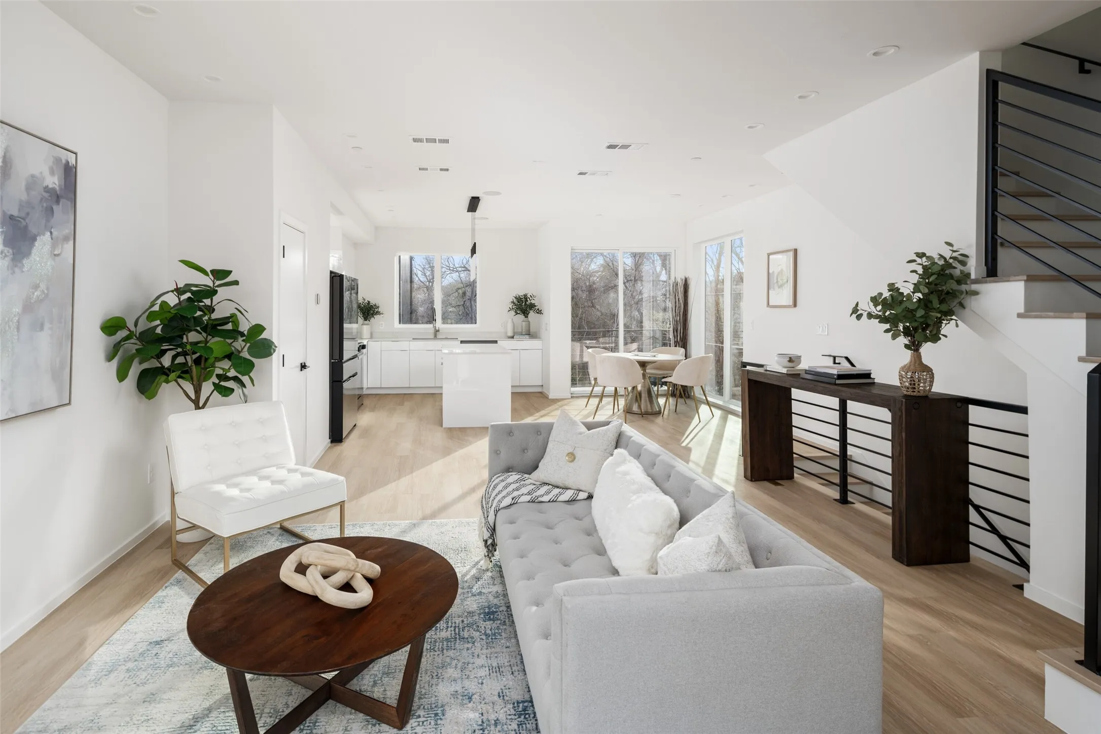 Condominium For Rent in Dallas County , 4811 Denton Drive 101, Dallas, Texas 75219, 3 Bedroom, 4 Bathroom, 2 Garage spaces, 1,712 Sqft, built in 2025, mls#21394505, Real Estate Agent in Dallas, Homes For Rent in Dallas county, Homes For Rent in Dallas, Realtor in Dallas Texas, Real Estate Brokerage Independent Realty Texas, Luminita Cordes Realtor
