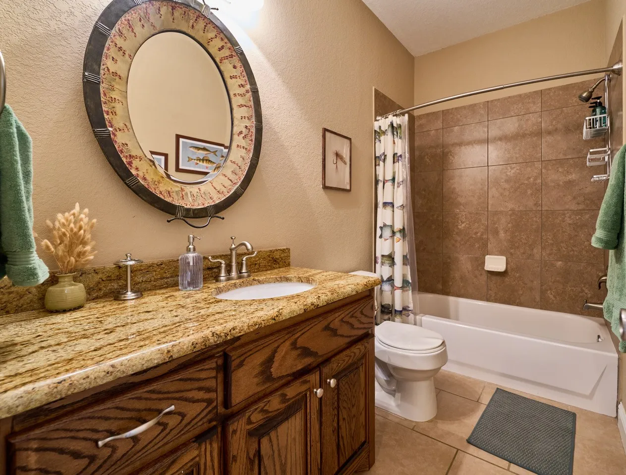 Single Family Residence For Sale in Henderson County , 182 Oak Hills Drive, Mabank, Texas 75156, 3 Bedroom, 2 Bathroom, 2 Garage spaces, 1,636 Sqft, built in 2009, mls#21394521, Real Estate Agent in Mabank, Homes For Sale in Henderson county, Homes For Sale in Mabank, Realtor in Mabank Texas, Real Estate Brokerage Independent Realty Texas, Luminita Cordes Realtor