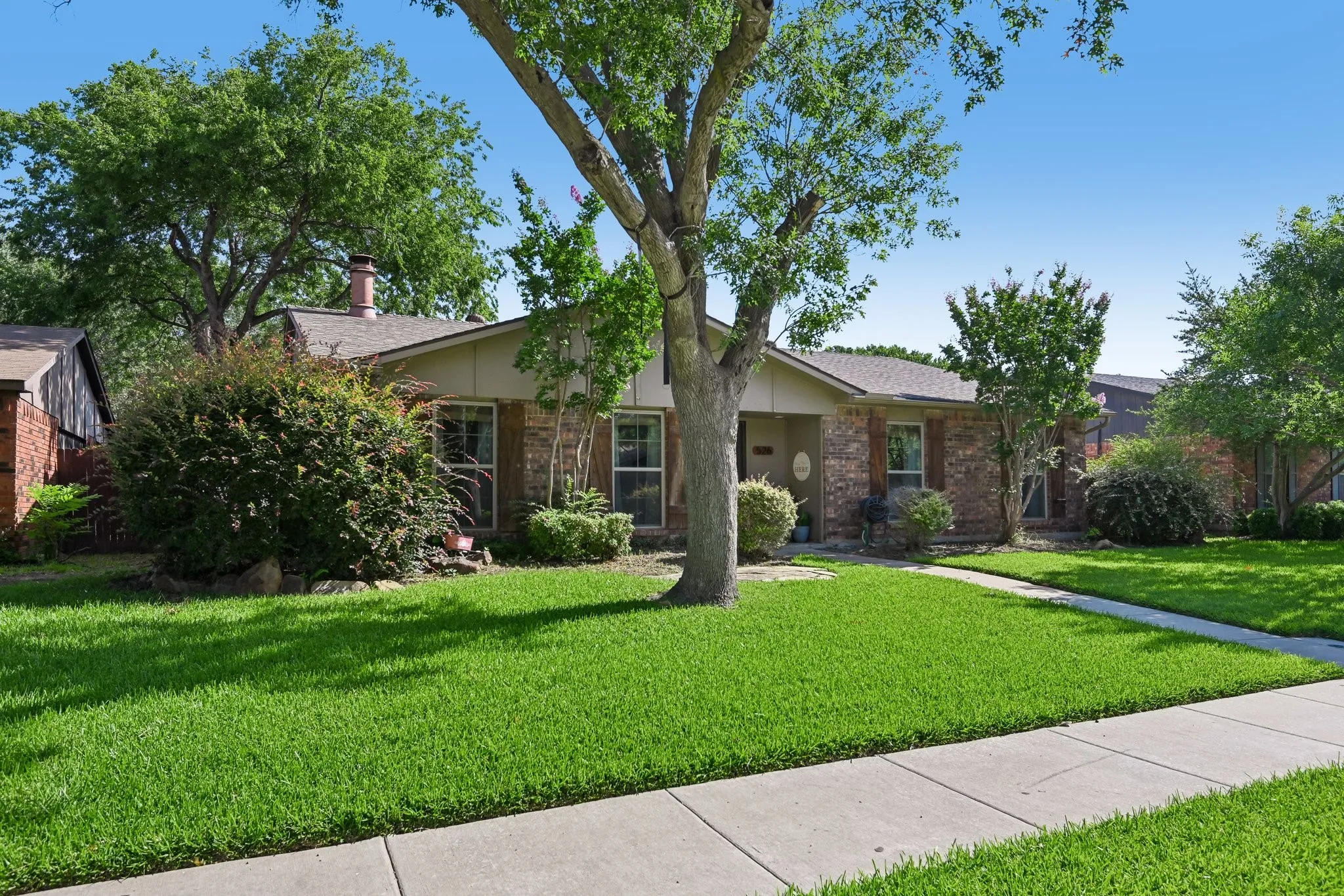 Single Family Residence For Rent in Dallas County , 526 Shadowcrest Lane, Coppell, Texas 75019, 3 Bedroom, 2 Bathroom, 2 Garage spaces, 1,484 Sqft, built in 1979, mls#21394509, Real Estate Agent in Coppell, Homes For Rent in Dallas county, Homes For Rent in Coppell, Realtor in Coppell Texas, Real Estate Brokerage Independent Realty Texas, Luminita Cordes Realtor