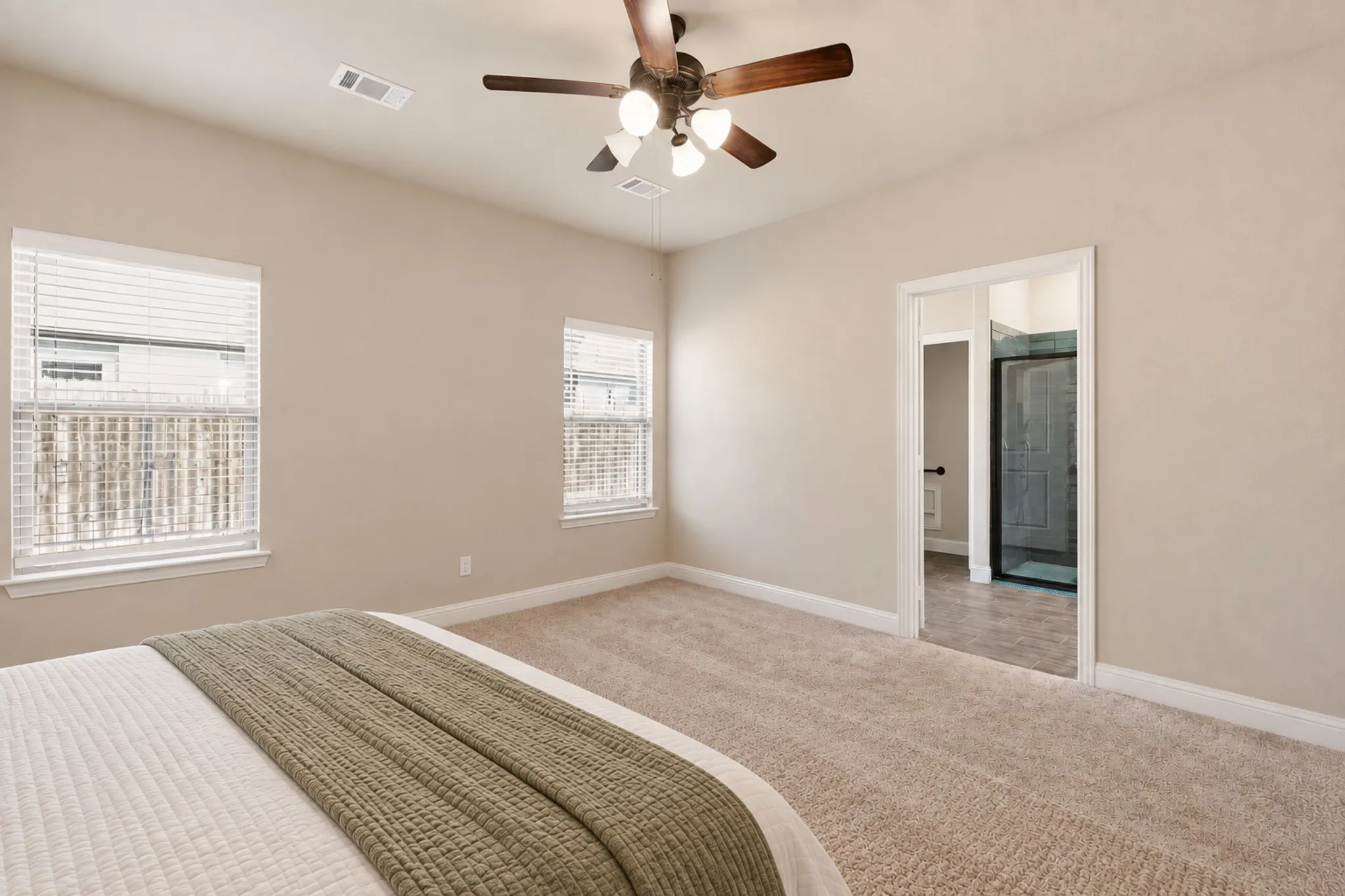 Single Family Residence For Sale in Hunt County , 618 Redwood Drive, Greenville, Texas 75402, 3 Bedroom, 2 Bathroom, 2 Garage spaces, 1,624 Sqft, built in 2019, mls#21391123, Real Estate Agent in Greenville, Homes For Sale in Hunt county, Homes For Sale in Greenville, Realtor in Greenville Texas, Real Estate Brokerage Independent Realty Texas, Luminita Cordes Realtor